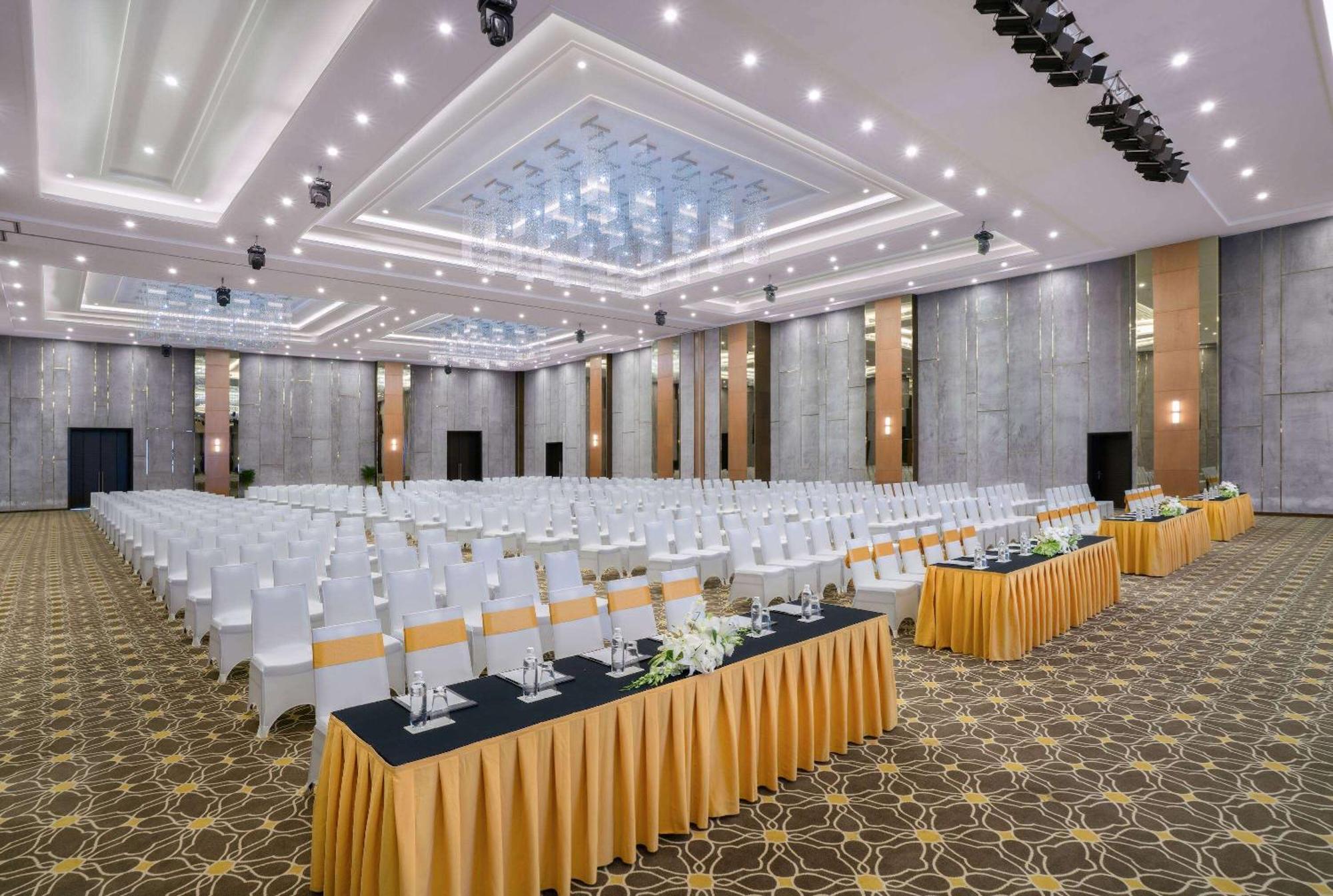 Wyndham Grand Resort 5*
