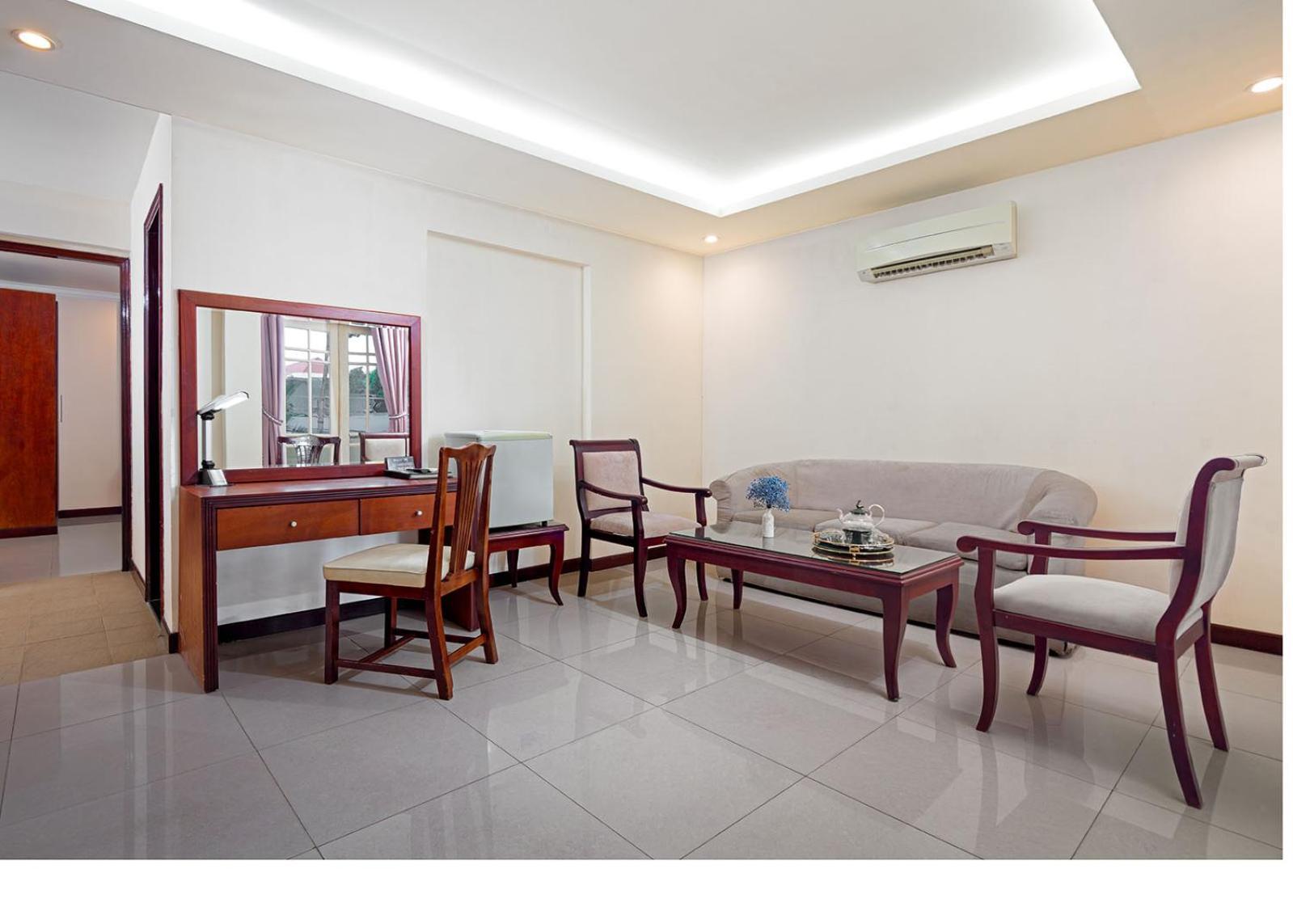 Hotel Petro House - Block A 3*