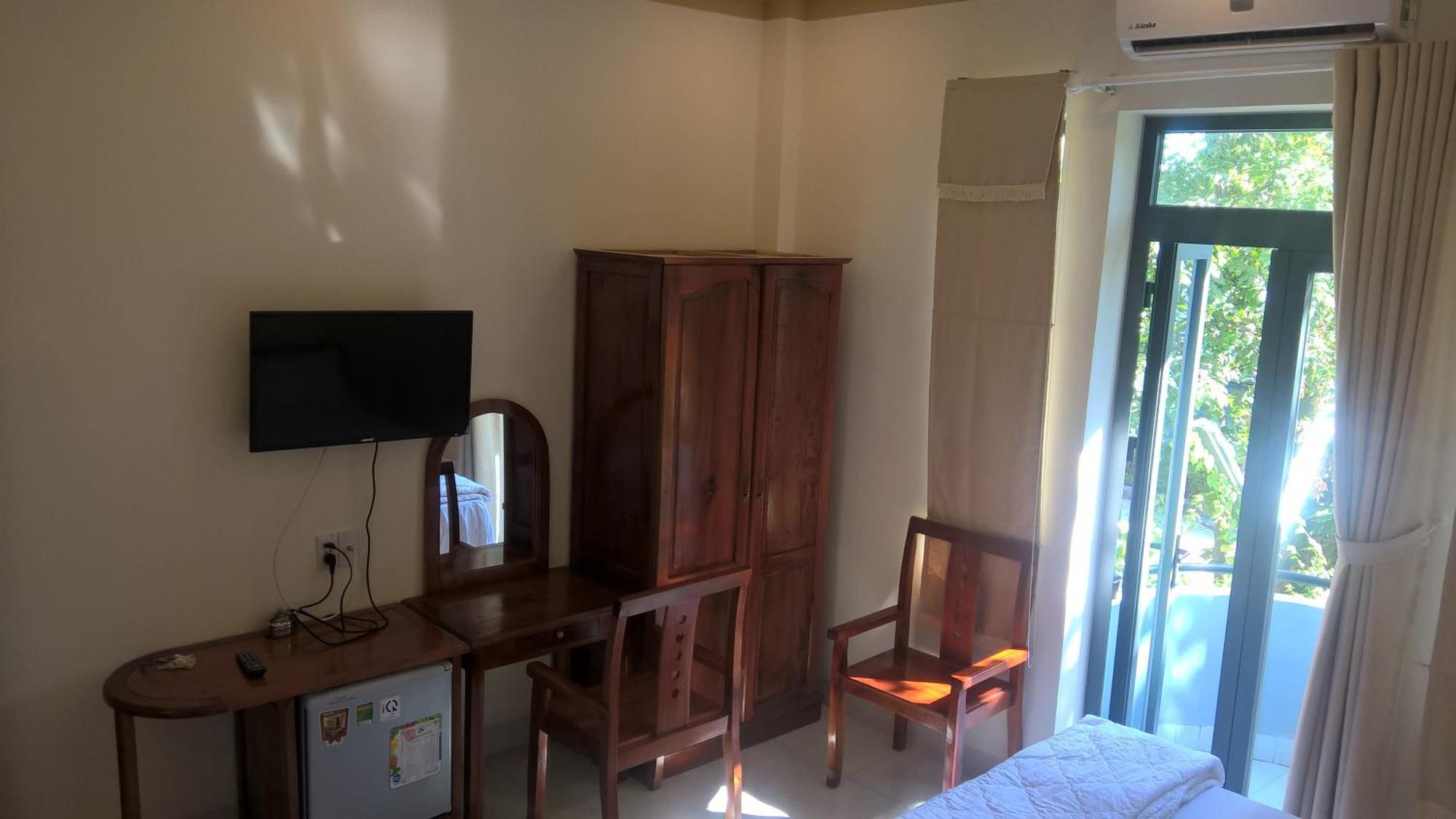Hotel Lien Thong