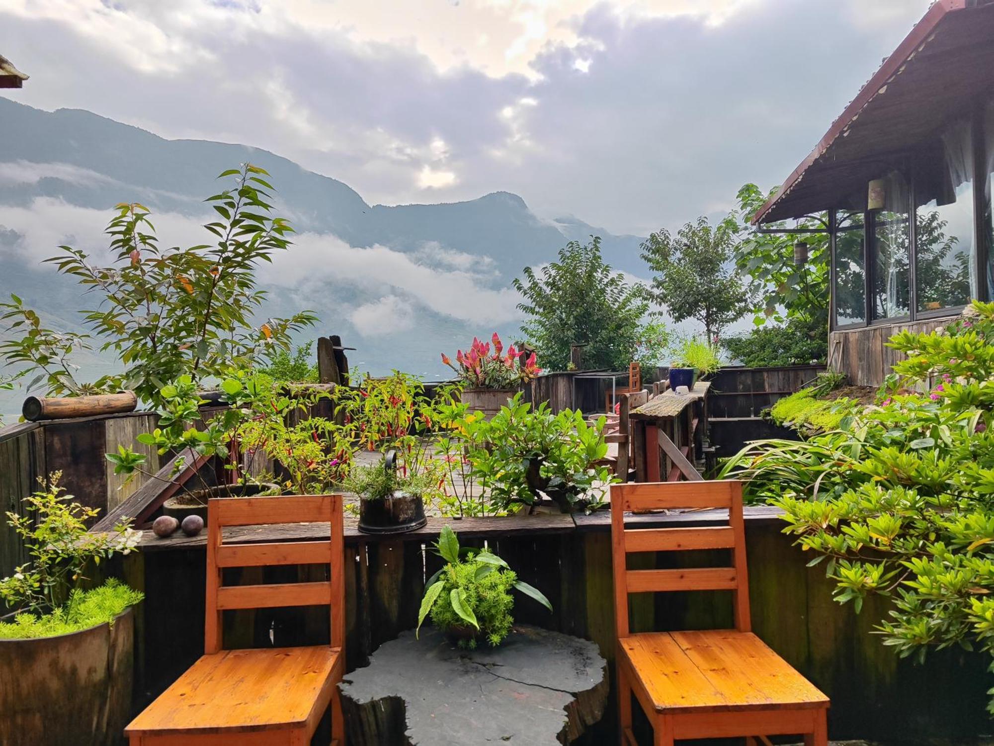 Tavan View * Sapa