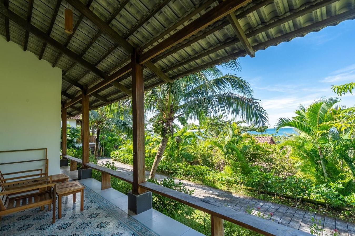 Camia & Phu Quoc