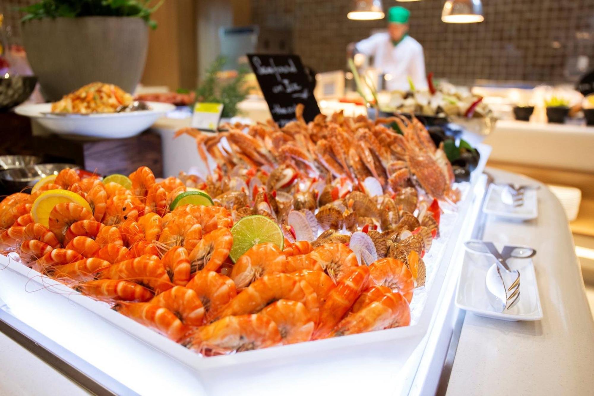 & Saigon Airport By Ihg
