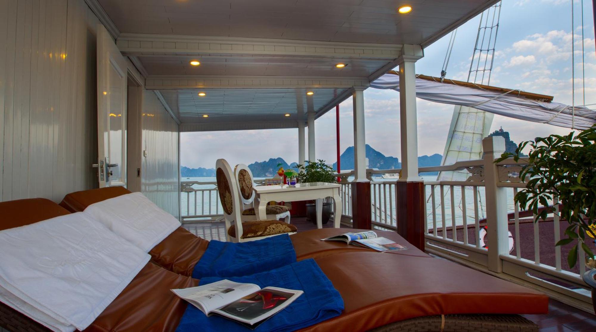 Signature Royal Halong Cruise 