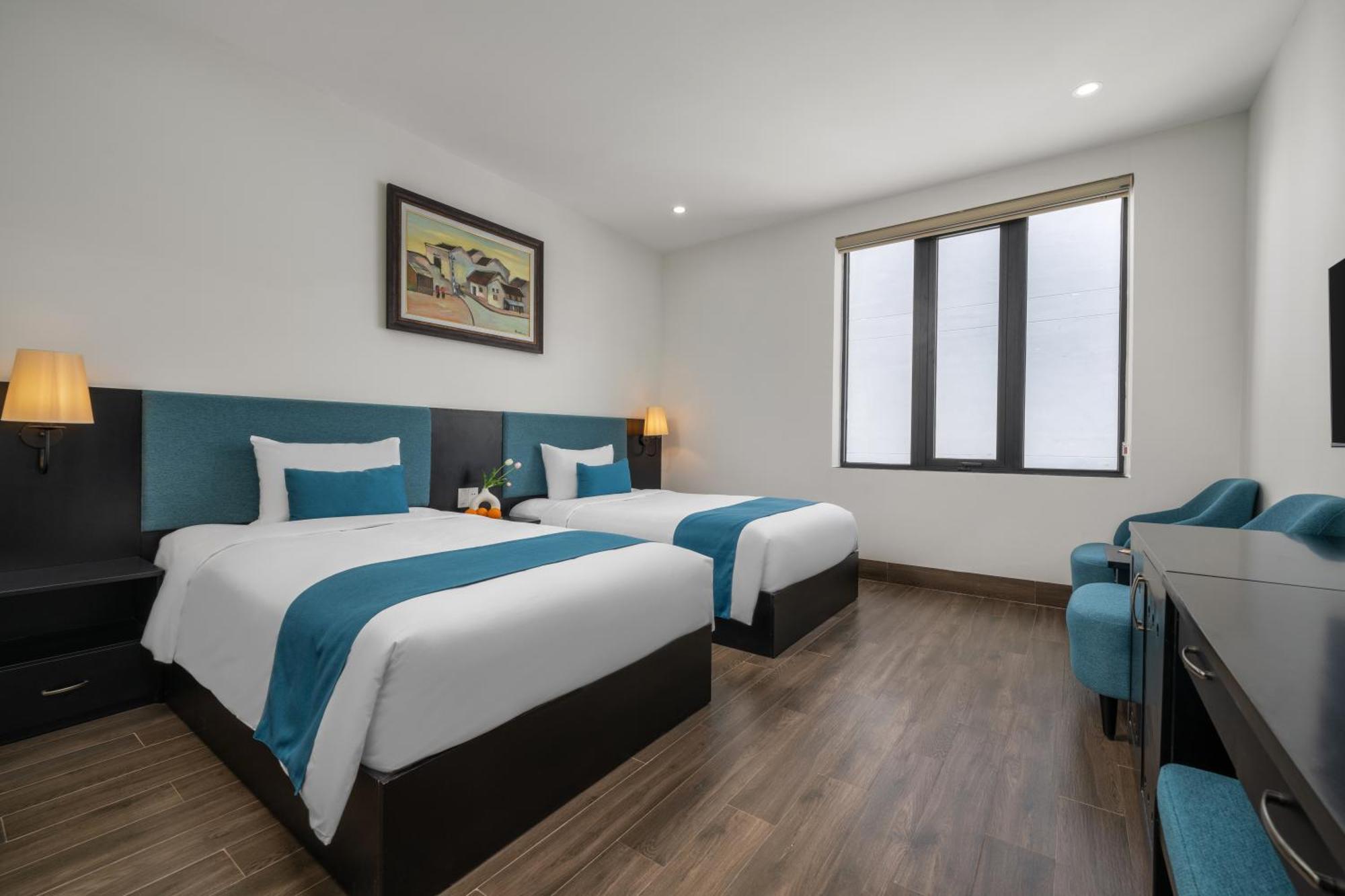 Hotel Vian And 4*