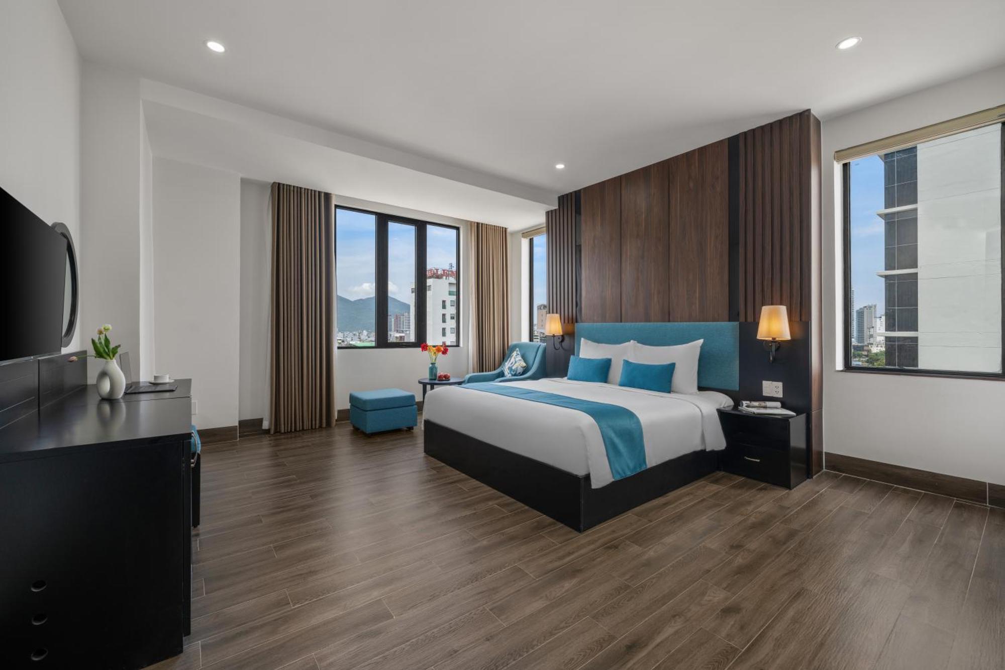 Hotel Vian And