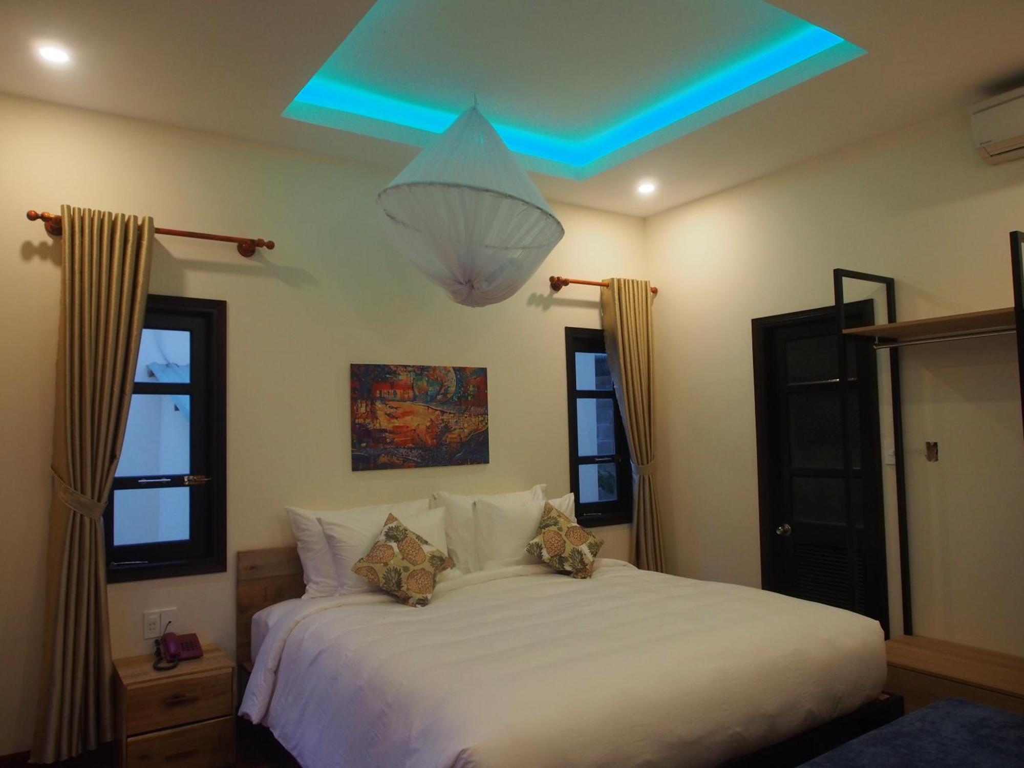 Resort Hula Hula Beachfront 3*