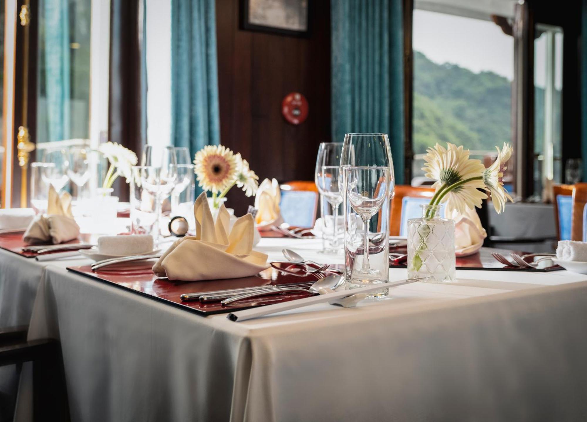  Bhaya Halong Cruises