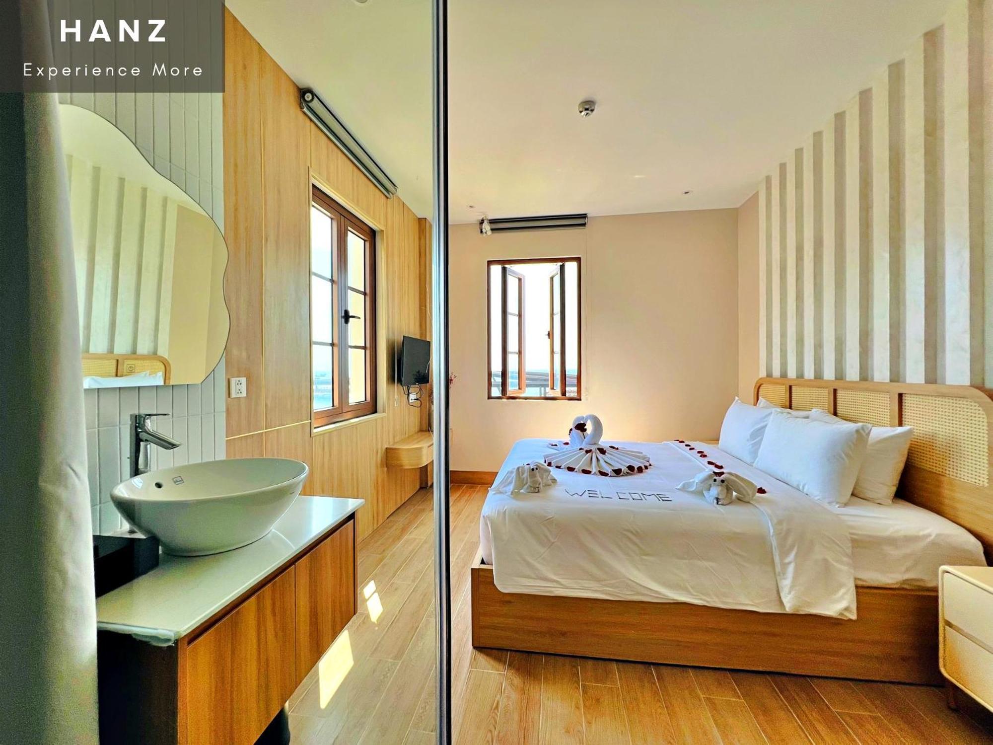 Hanz Lagoon Sunset Escape Hotel 4*
