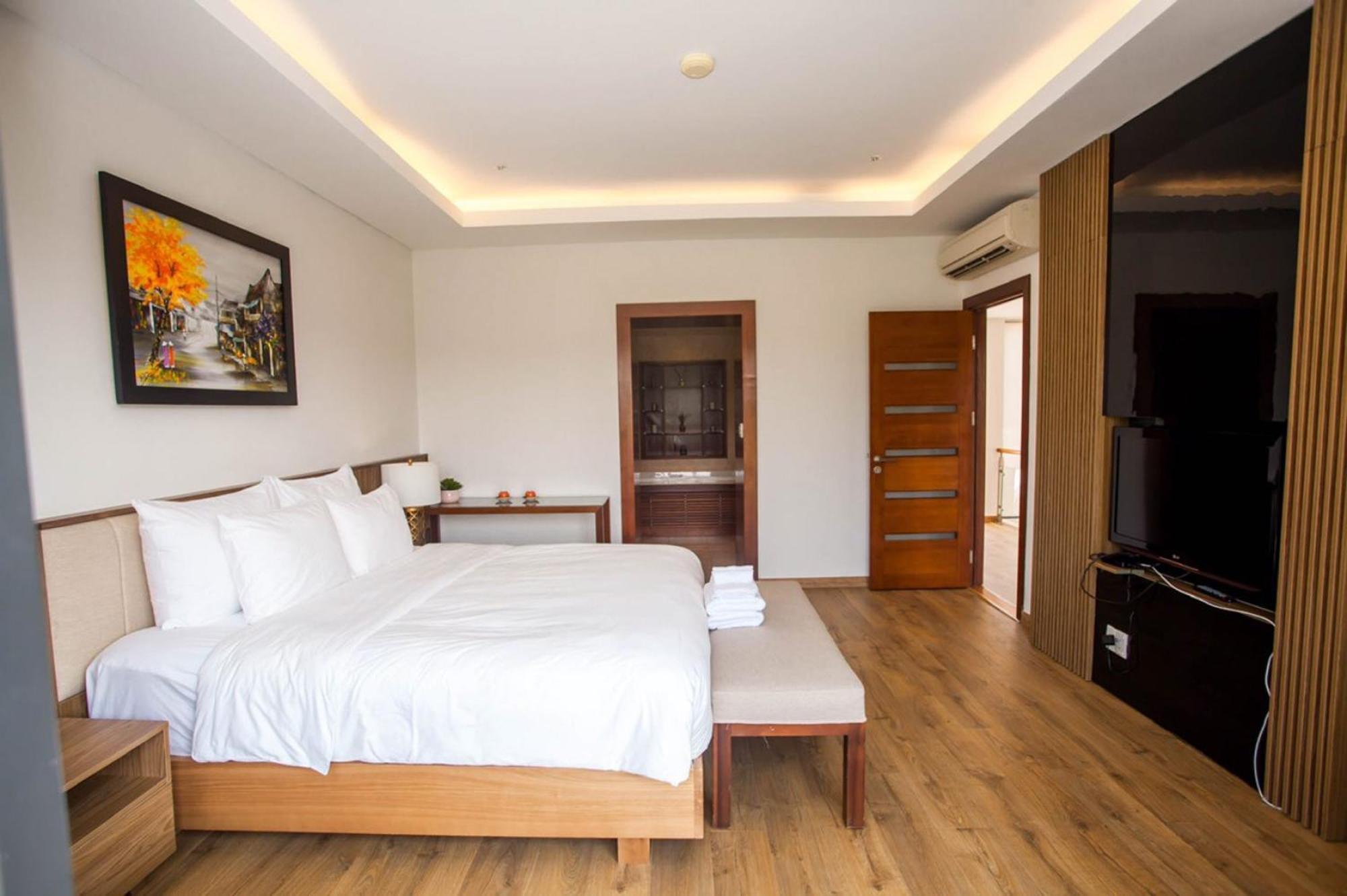 The Ocean Apartment