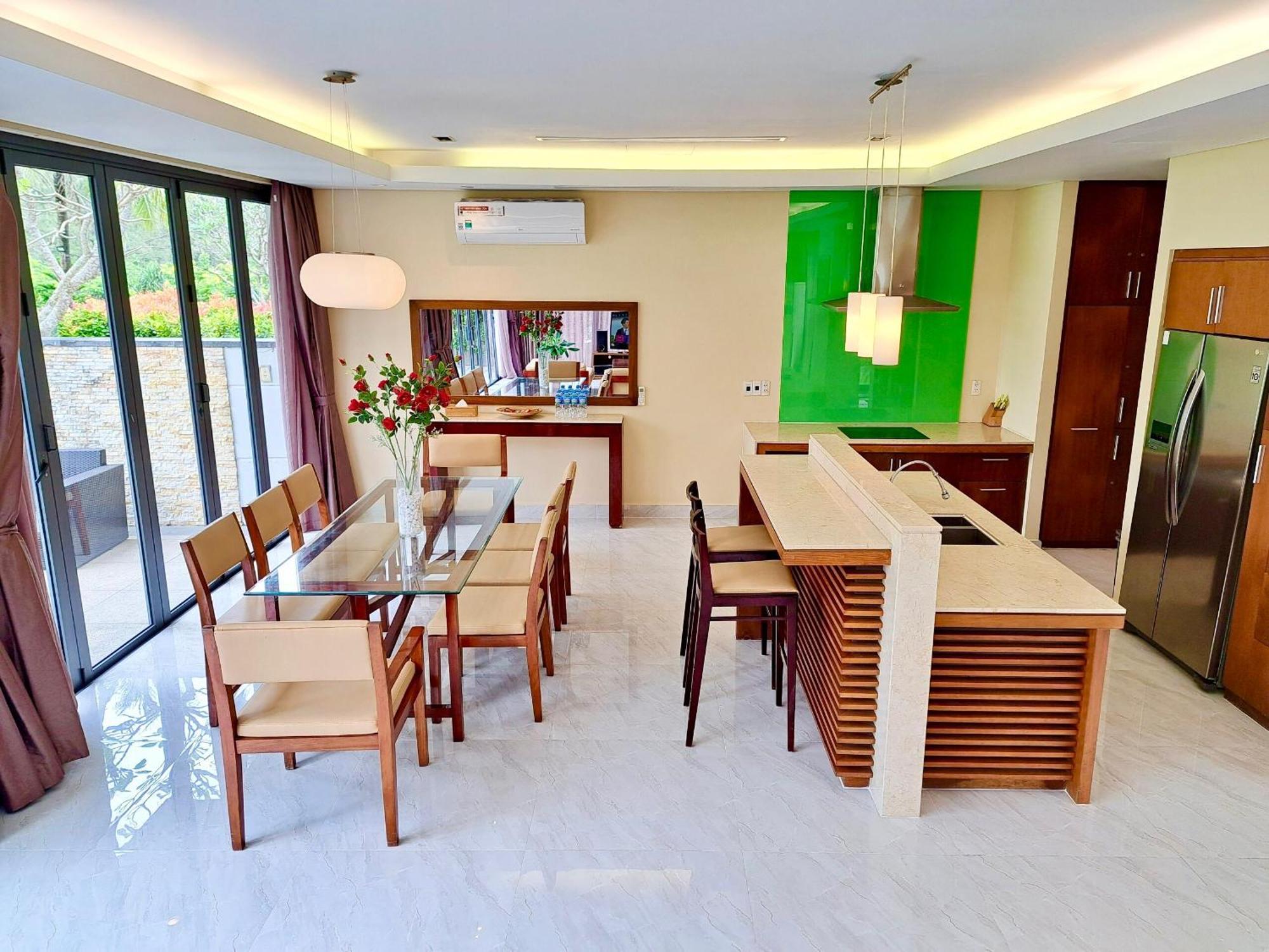 Resort The Ocean Da Nang