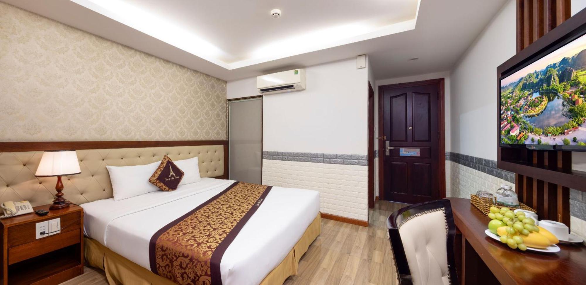 Paris Luxury & Hotel Nha Trang
