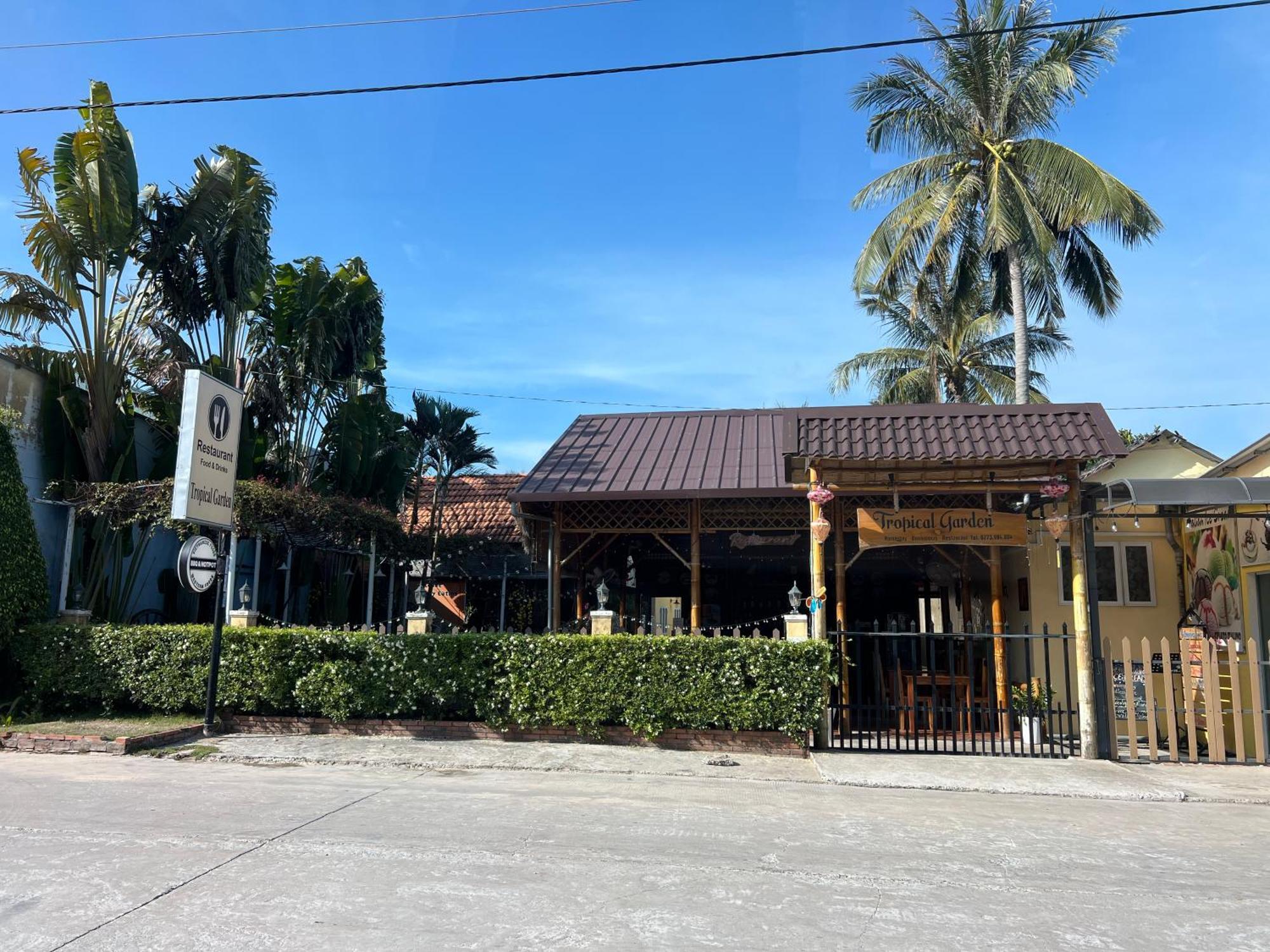 Tropical Garden Homestay *