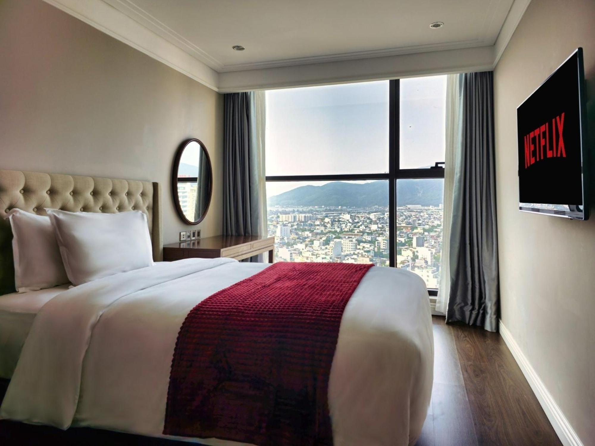 Apartment Luxurious Ocean View - My Khe Front - Hinata Da Nang