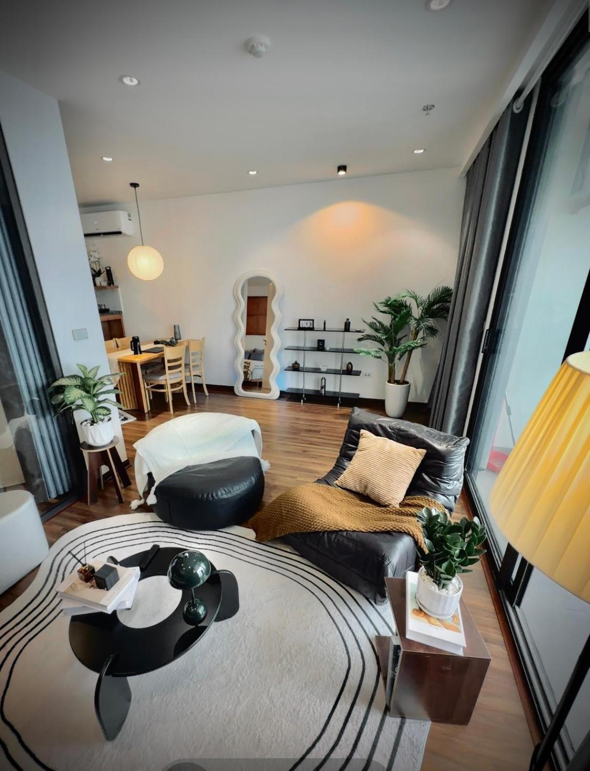 Apartment On 27th & 32nd Floor,ha Long Bay View & Bai Chay Bridge *