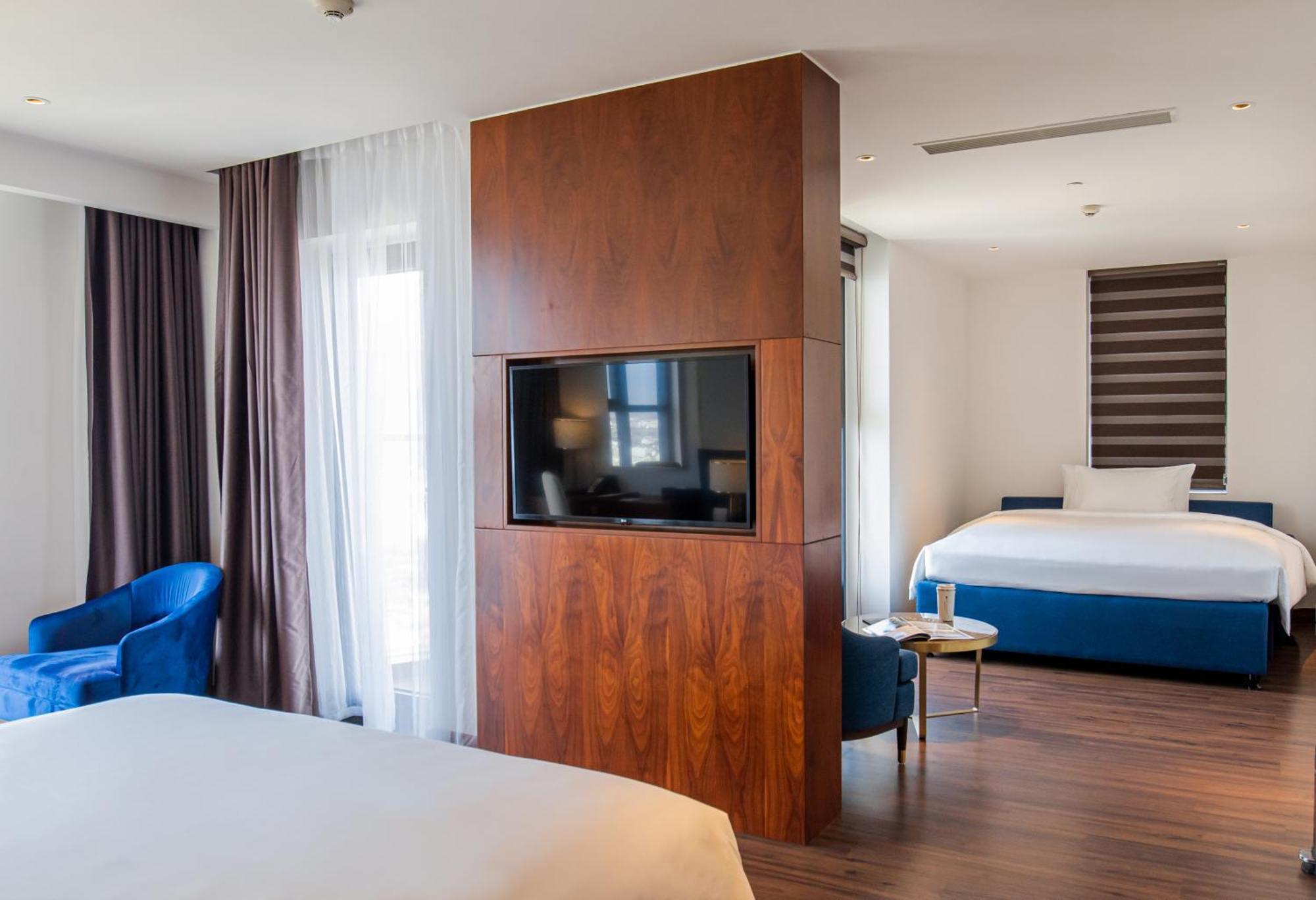 Western Premier Marvella 5*