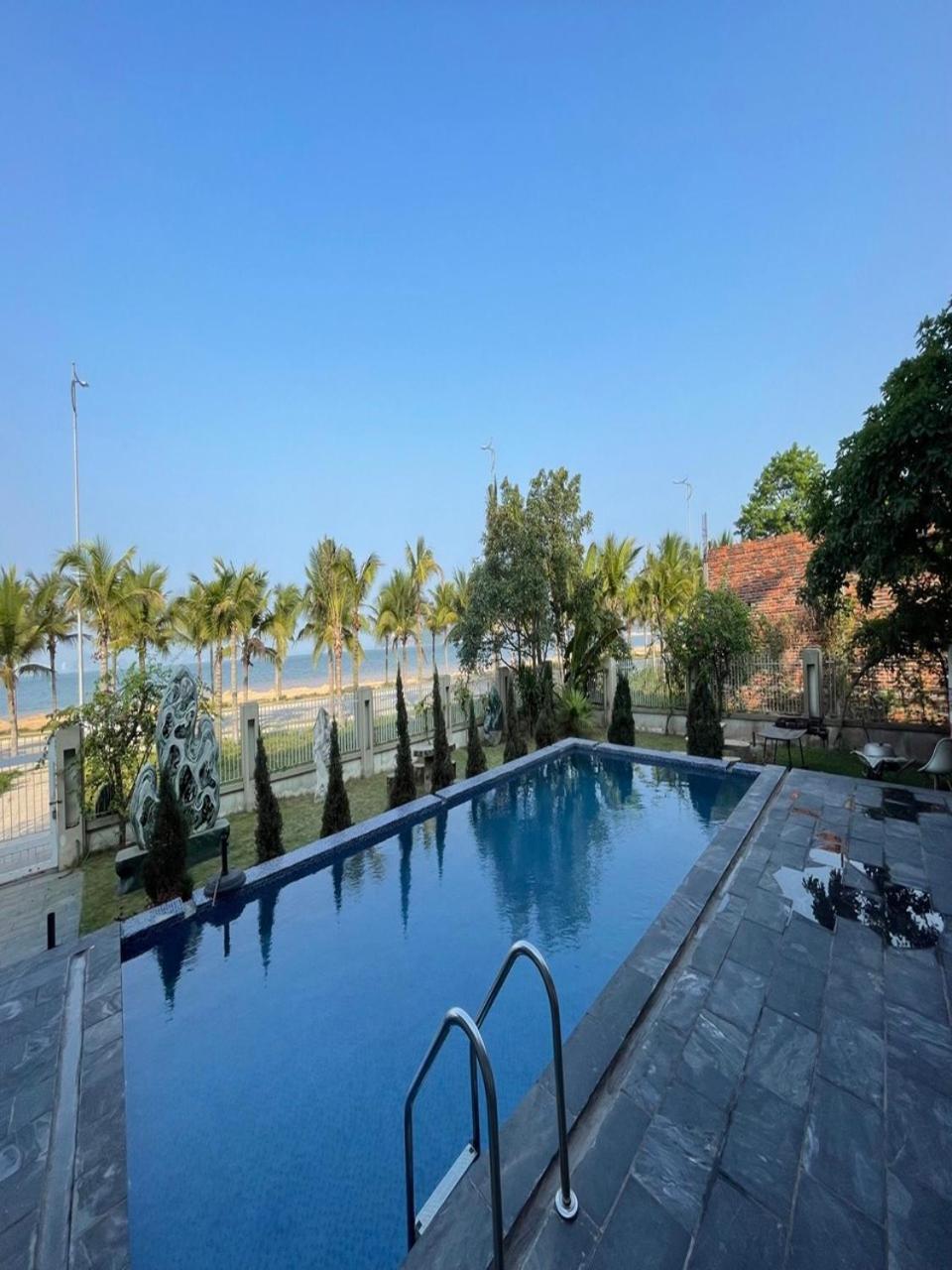 Chuoi 9 Ngu Tuan Chau - San Vuon - Be Boi Rong - View Bien Ha Long