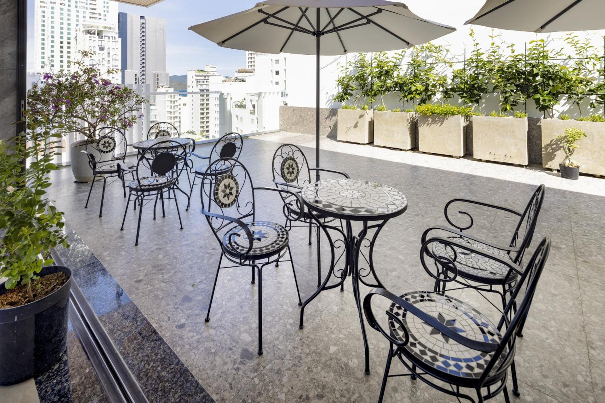 The Summer Hotel Nha Trang