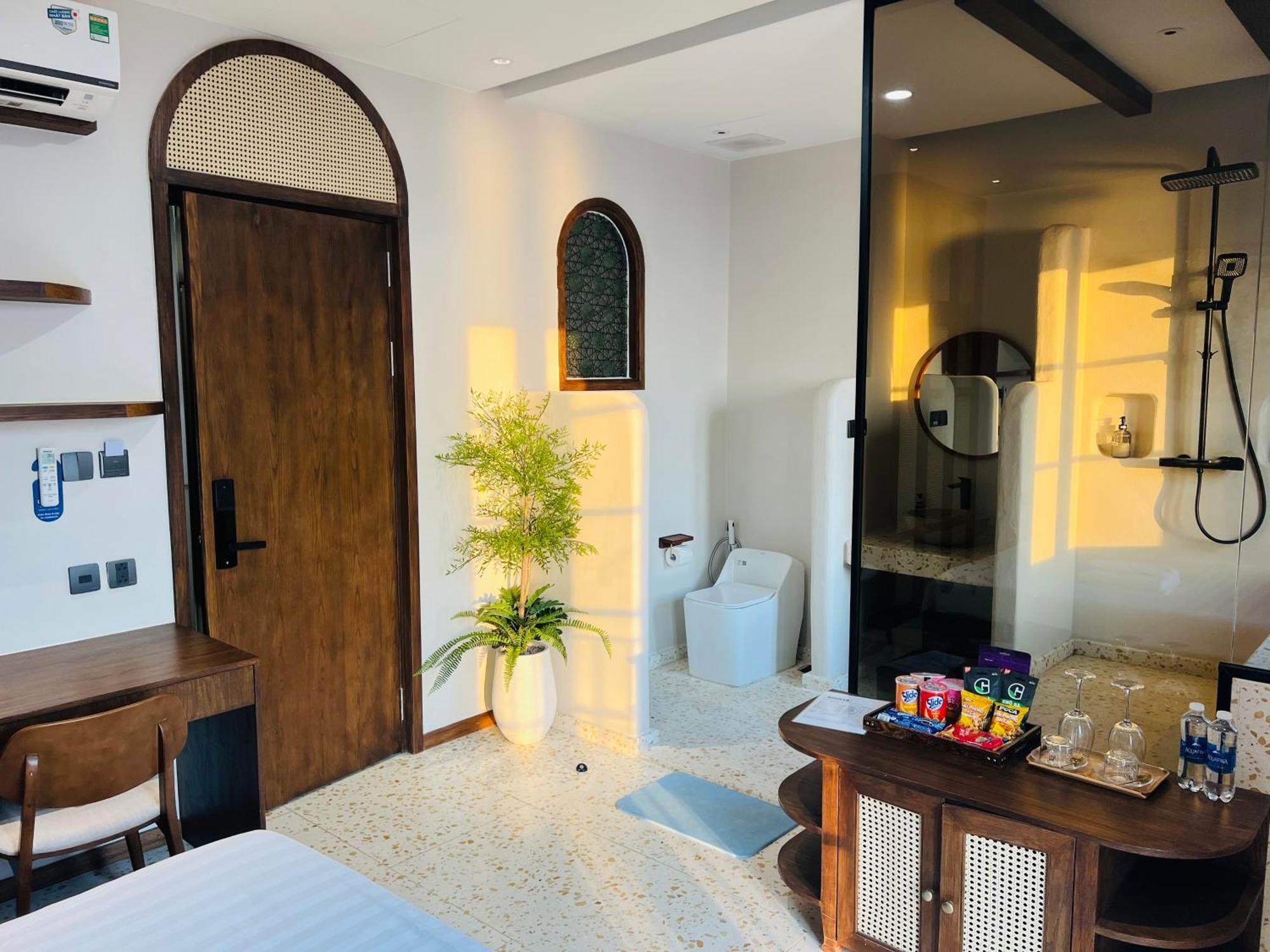 Lotus Cafe Phu Quoc