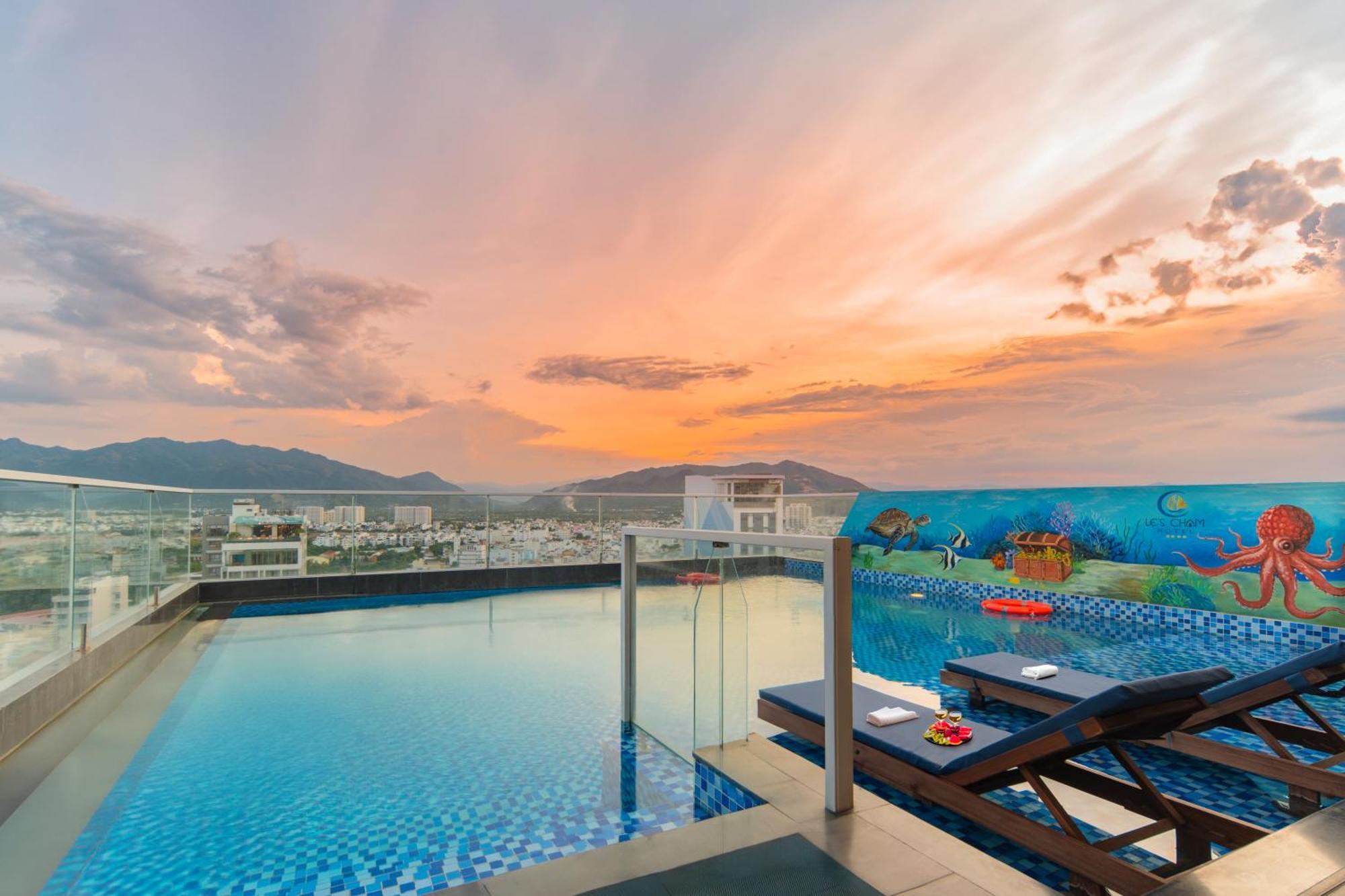Le's Cham Nha Trang