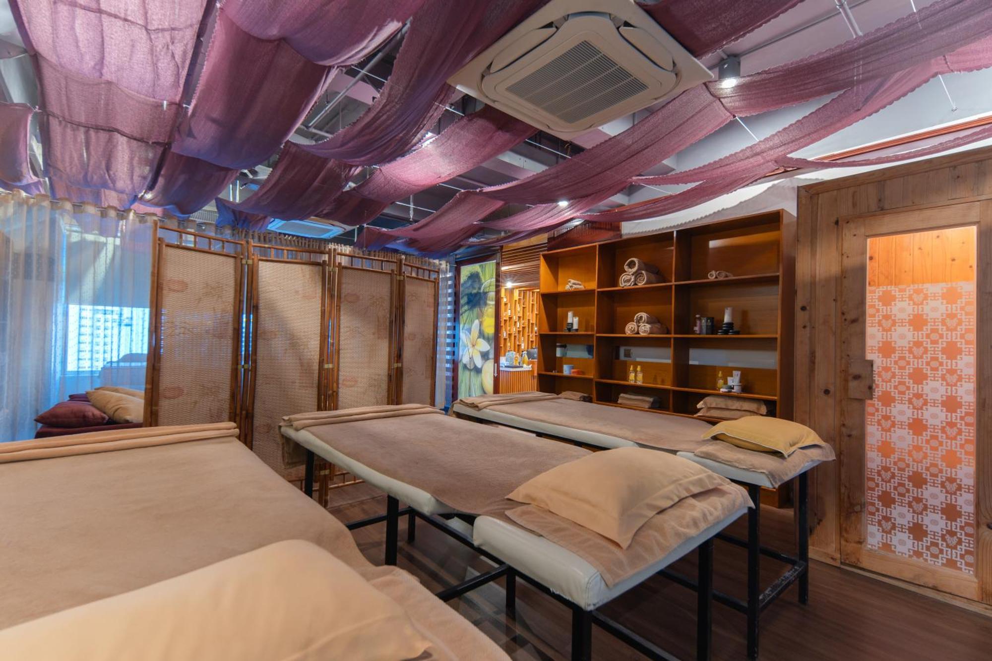 Hotel Le's Cham 4*