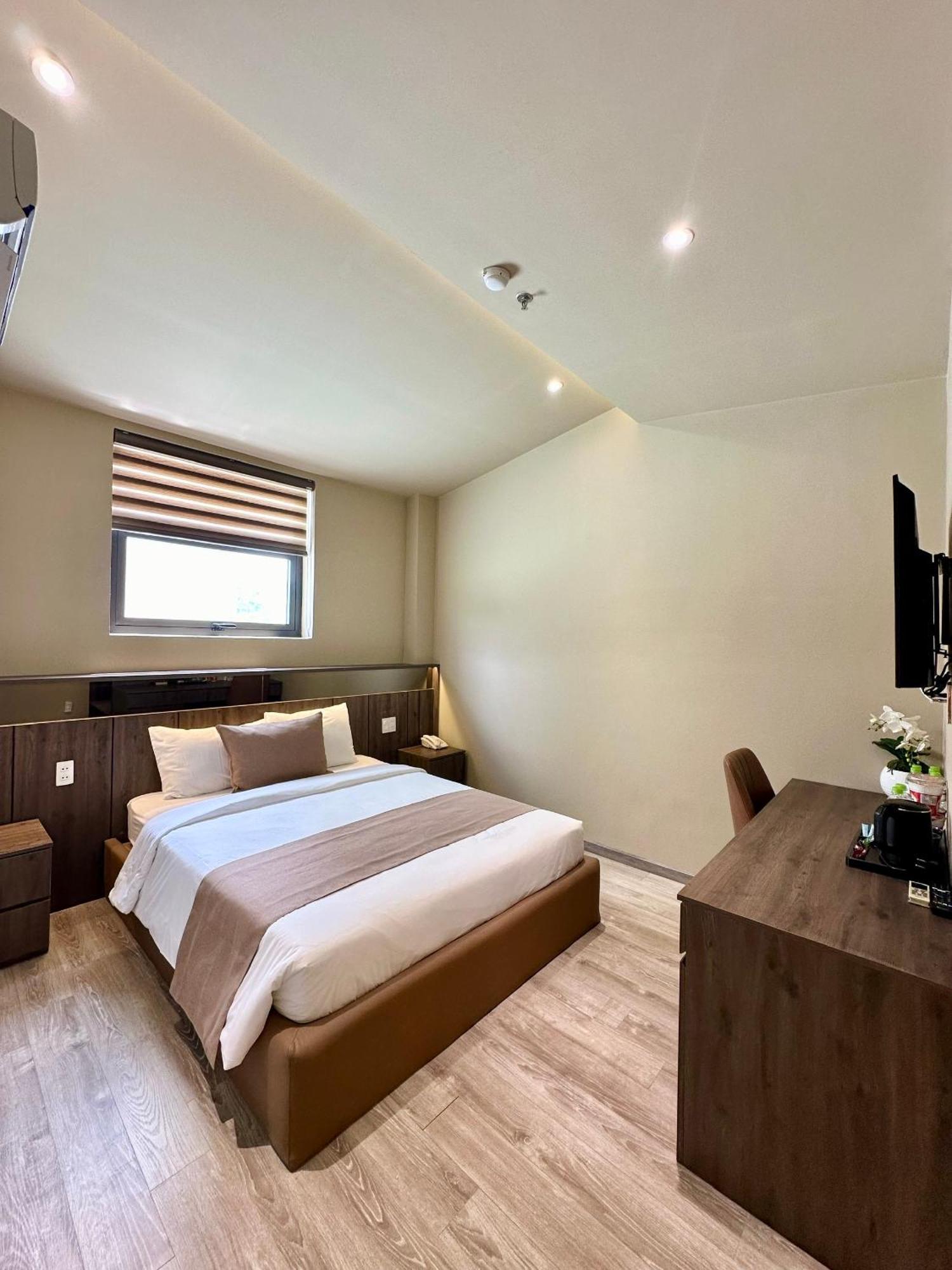 Khách sạn Long Vũng Tàu