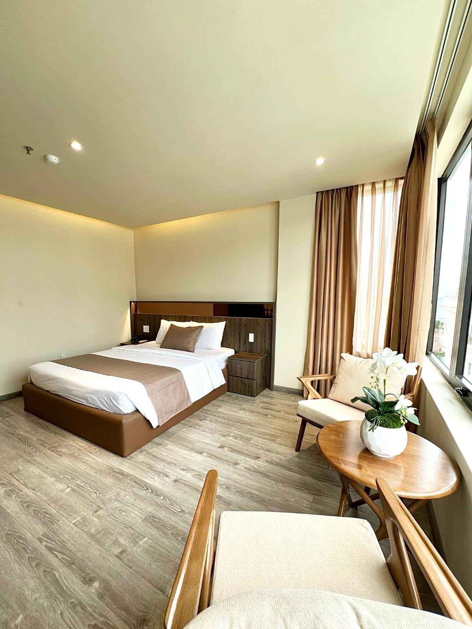 Long Khách sạn Vũng Tàu