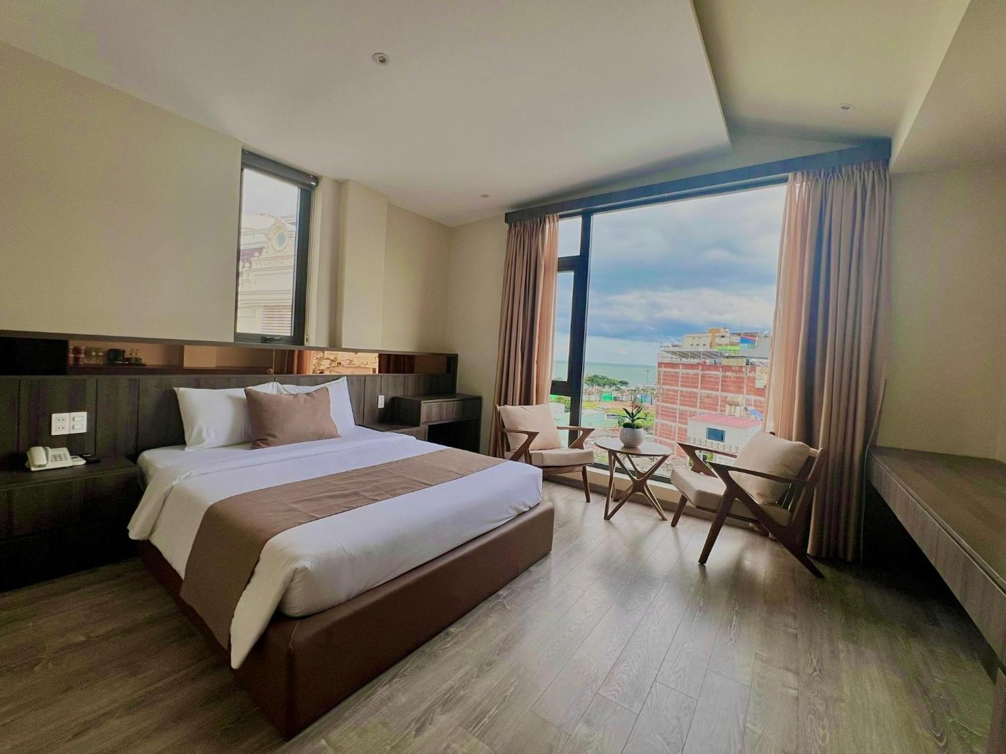 Long Khách sạn Vũng Tàu