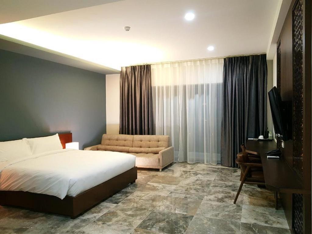 Mojo Boutique Hotel 2*