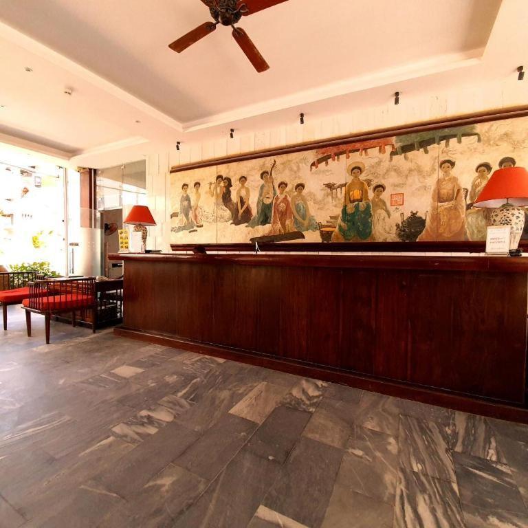 Palmy Club Khách sạn