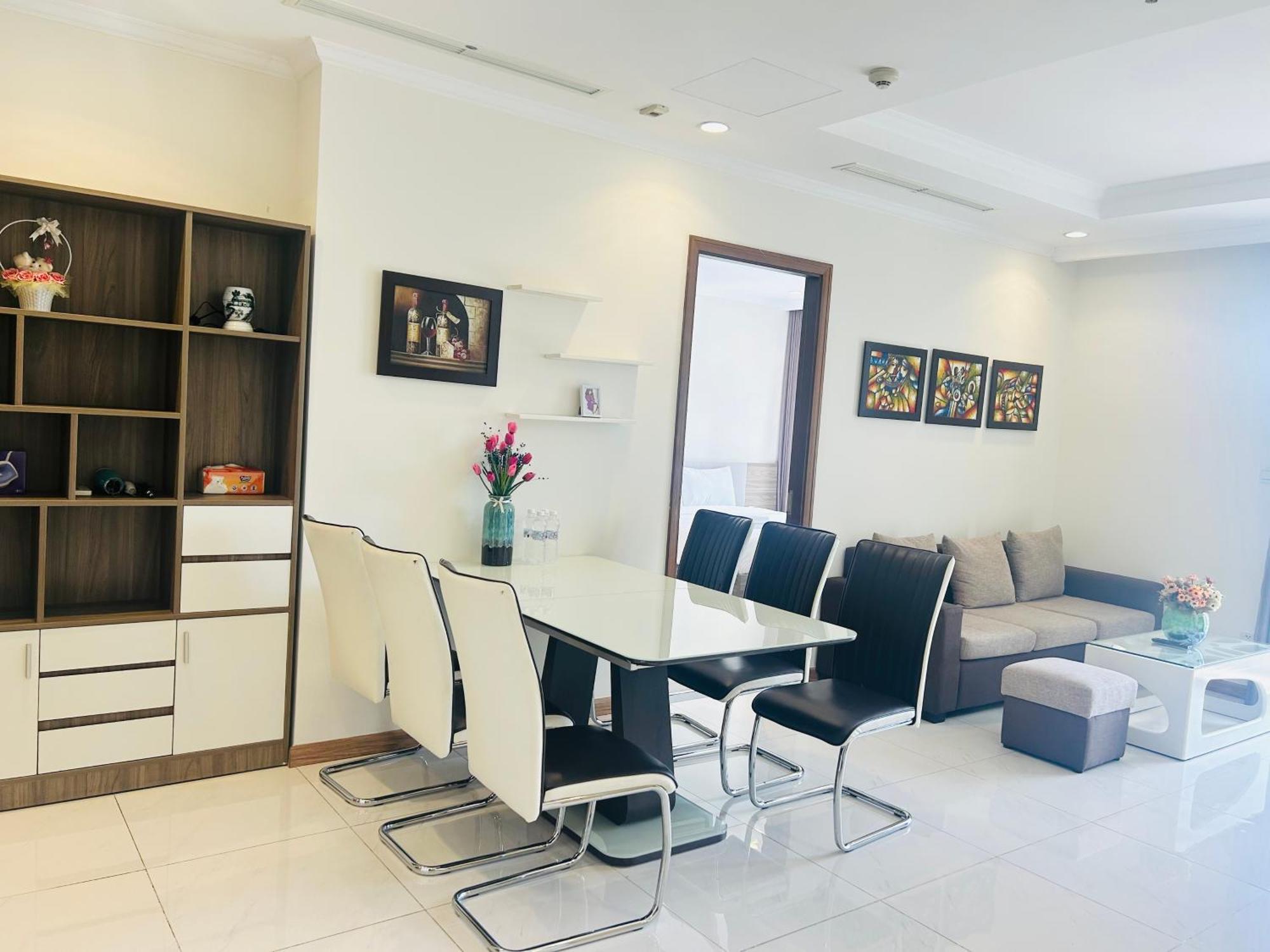 Luxhomes Saigon - Vinhomes Park Căn hộ *