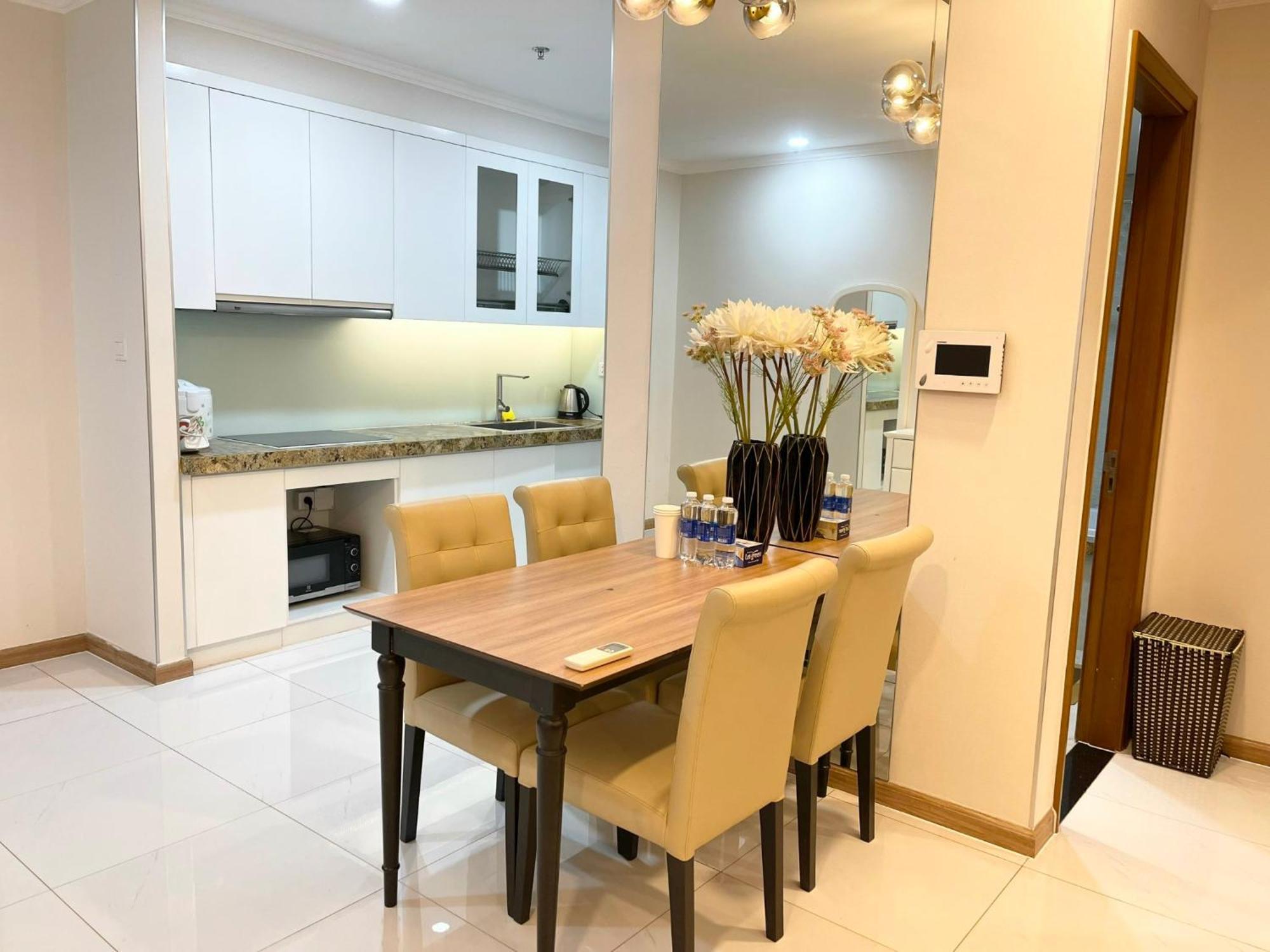 Vinhomes Lux *
