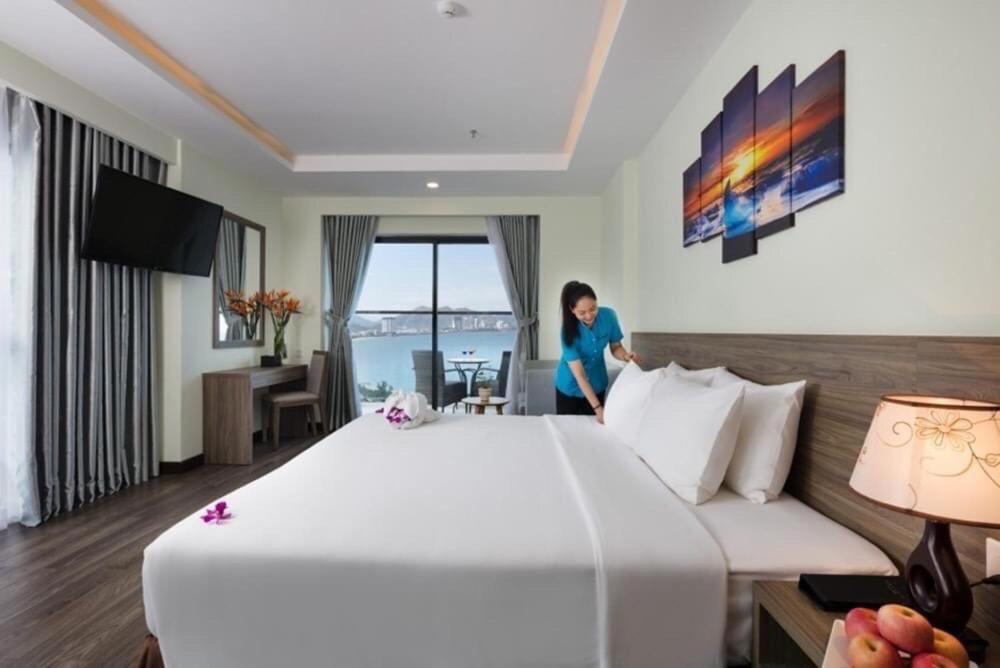 Xavia Hotel 4*