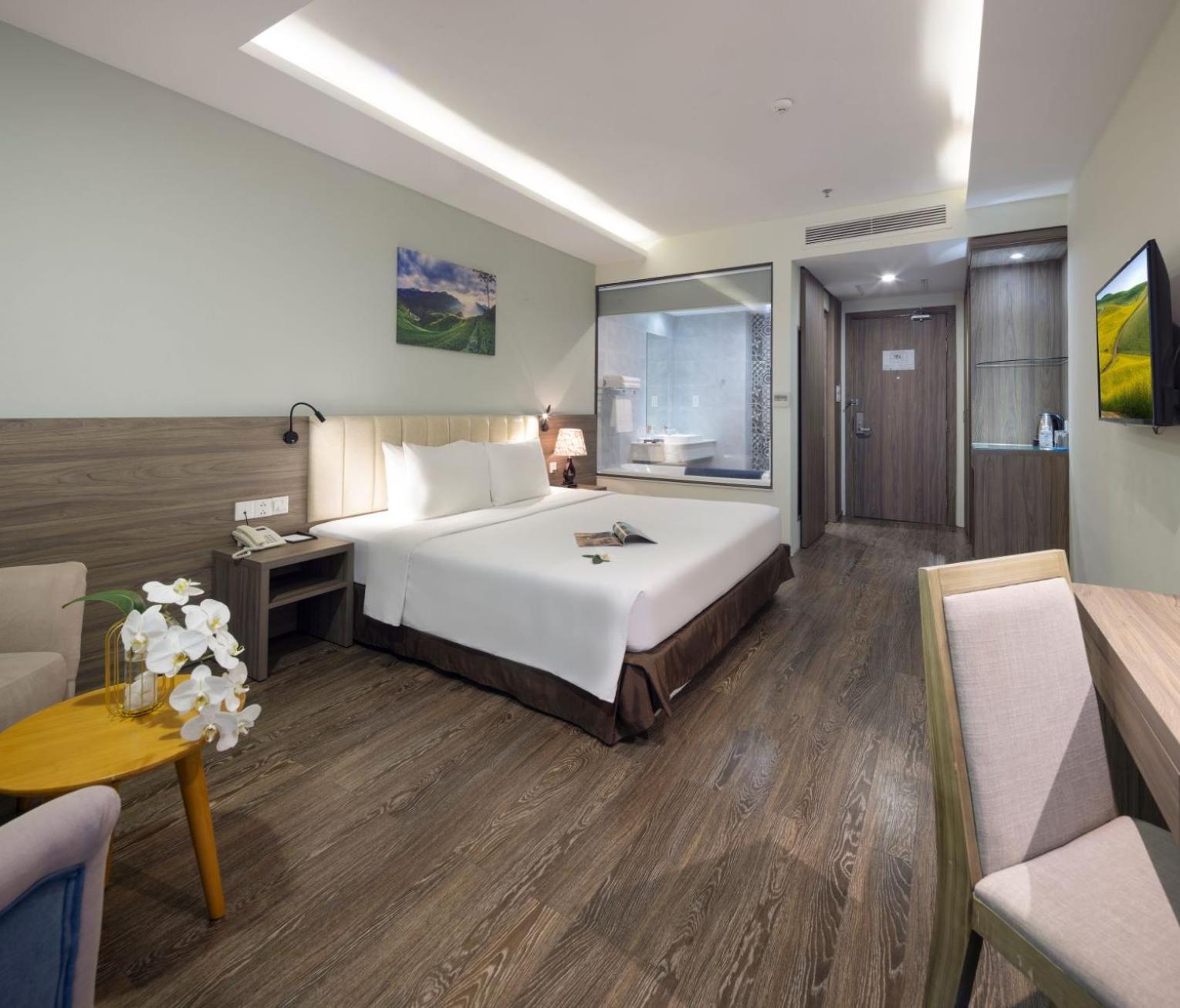 Hotel Xavia 4*