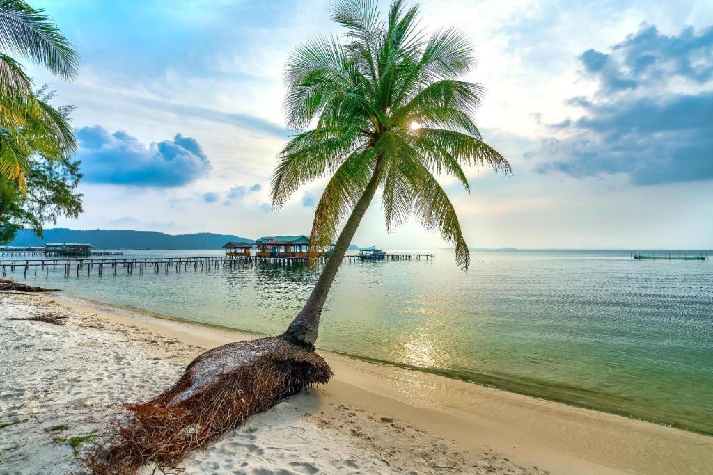 Resort Castaways
