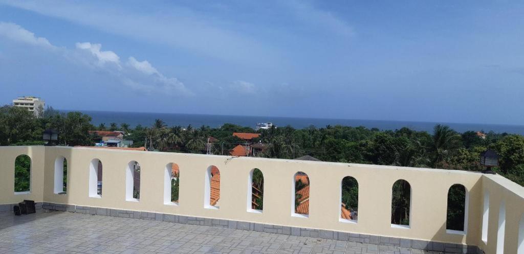Castaways Resort