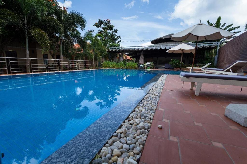 Castaways Resort