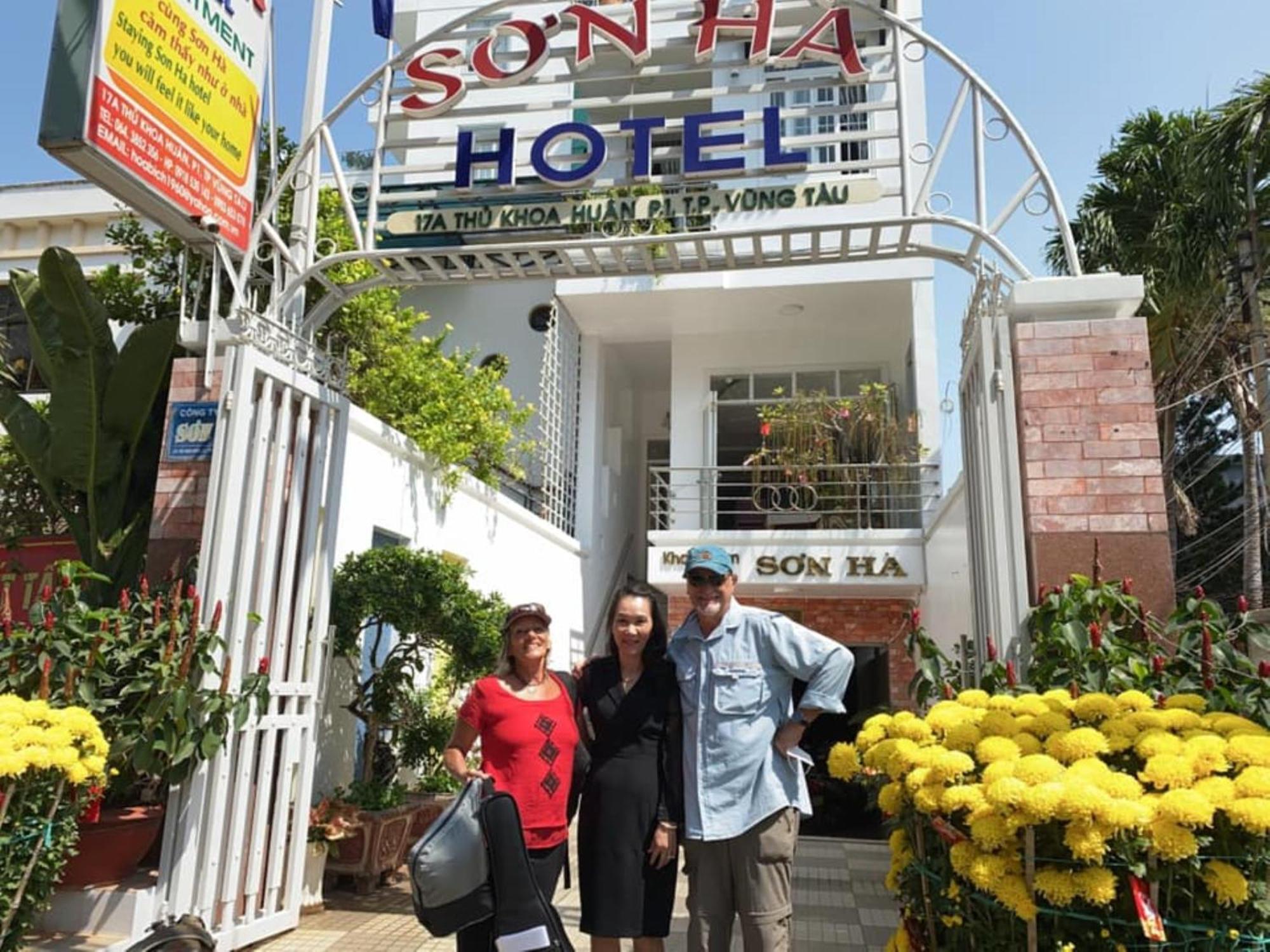 Son Ha Hotel