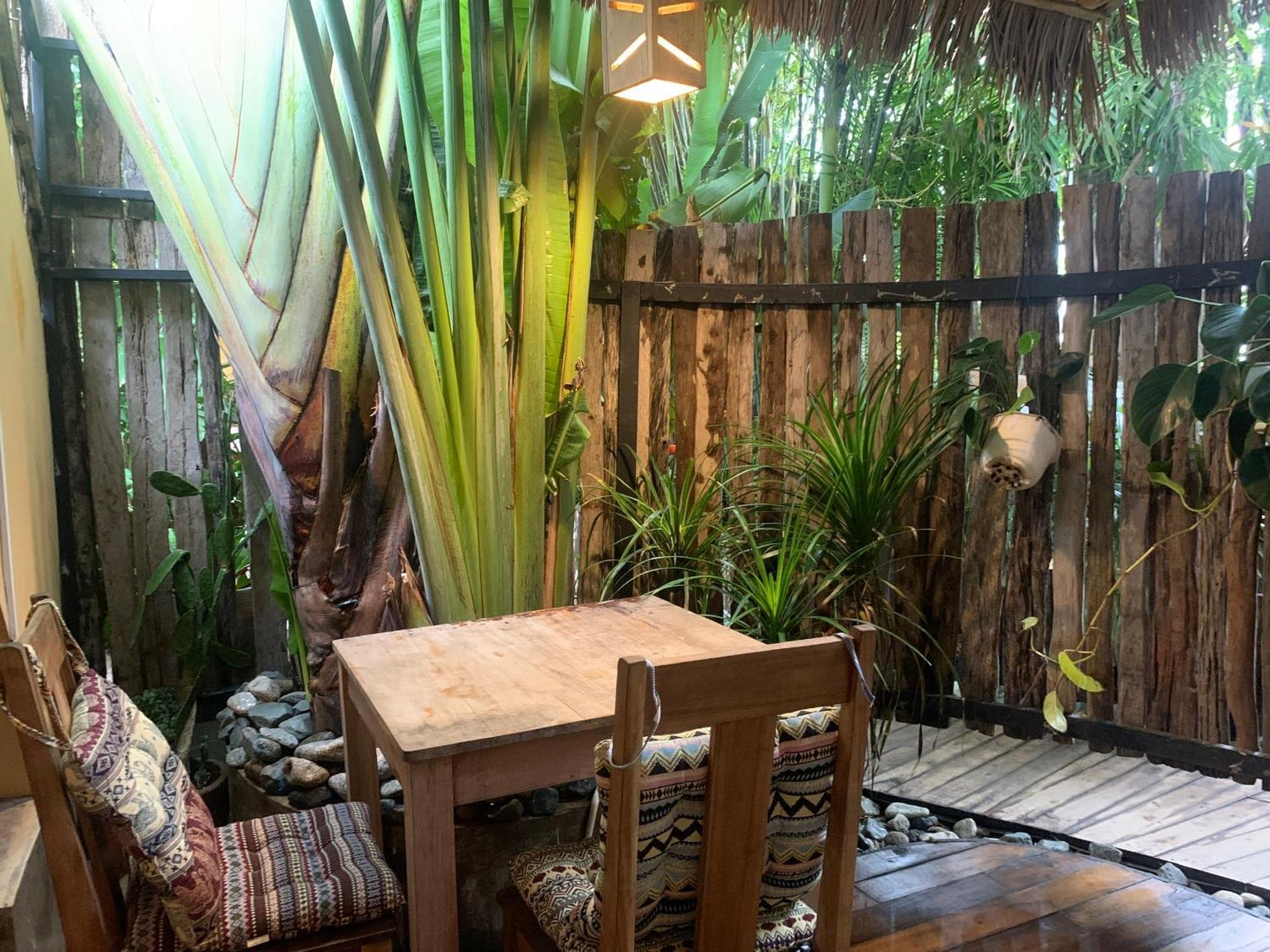 Eco Lagoon Guest house *