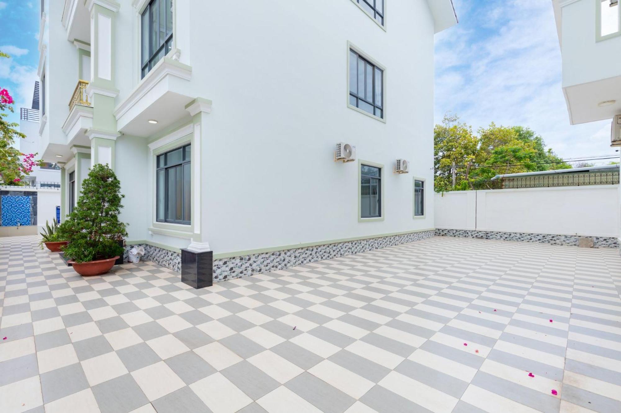 Villa Hoang My - 12 Phong Ngu - Free Bida Karaoke Thang Vung Tau