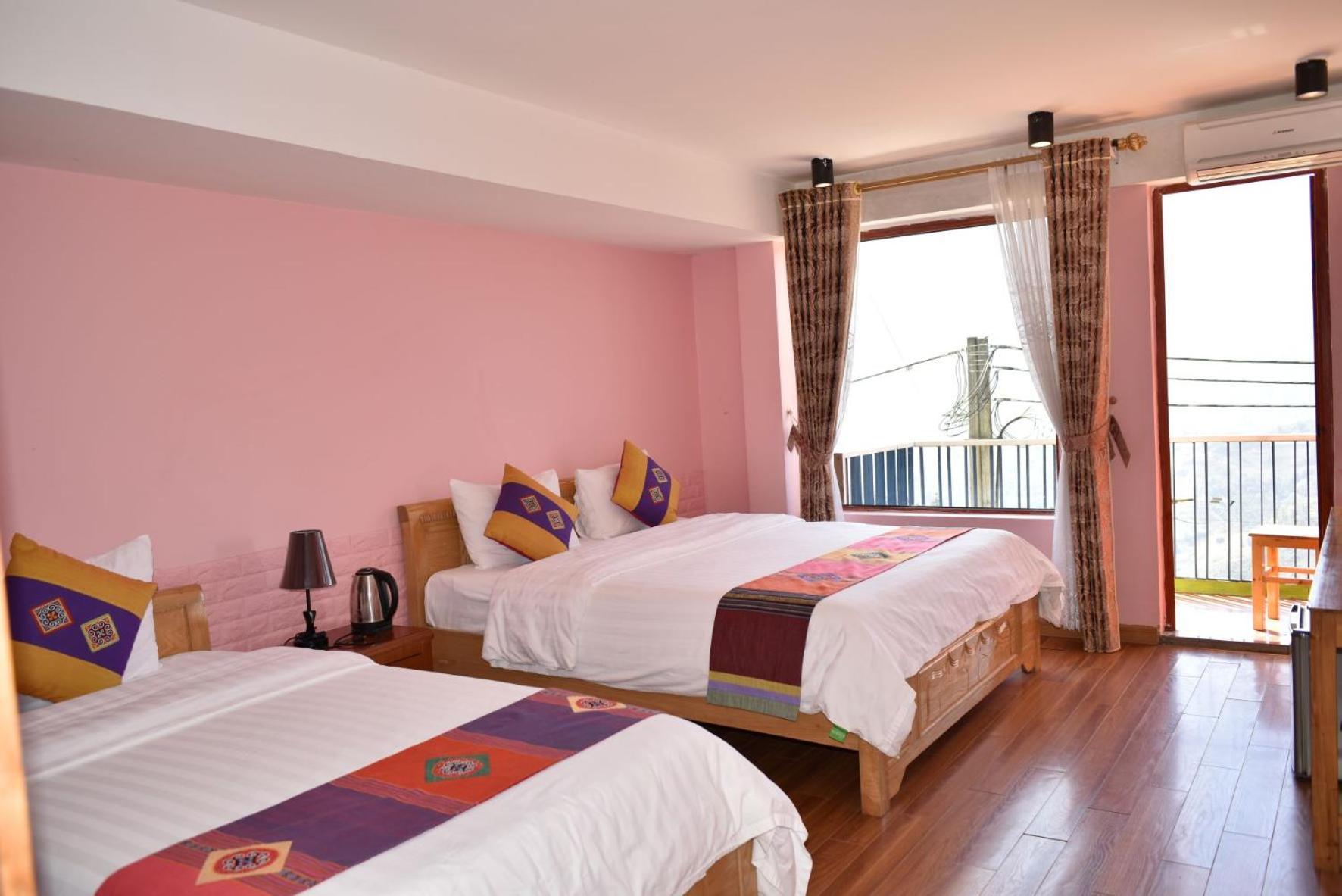 Scenery Hotel 2*