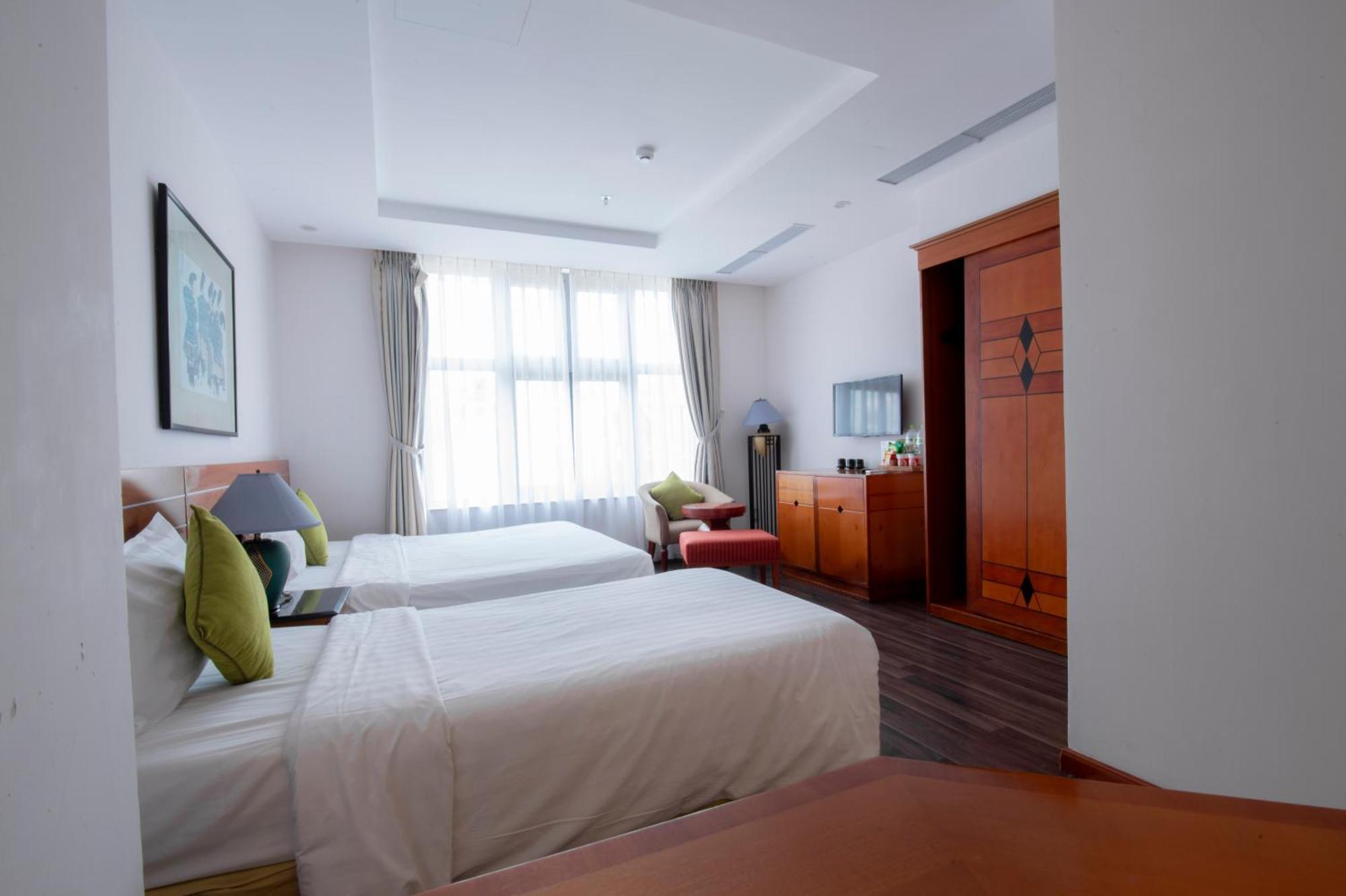 Ronal Apartment *