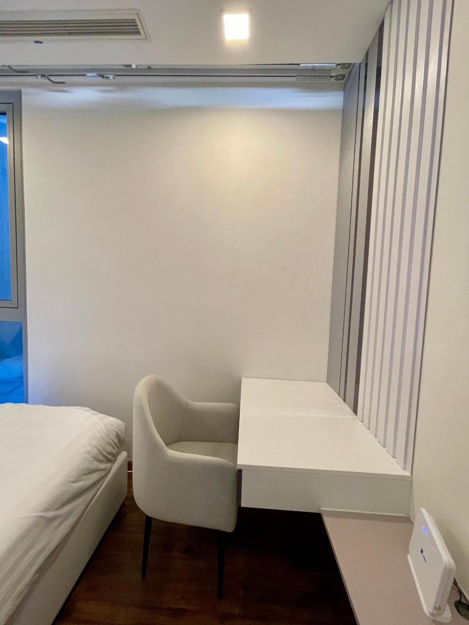 Vinhomes Lux *