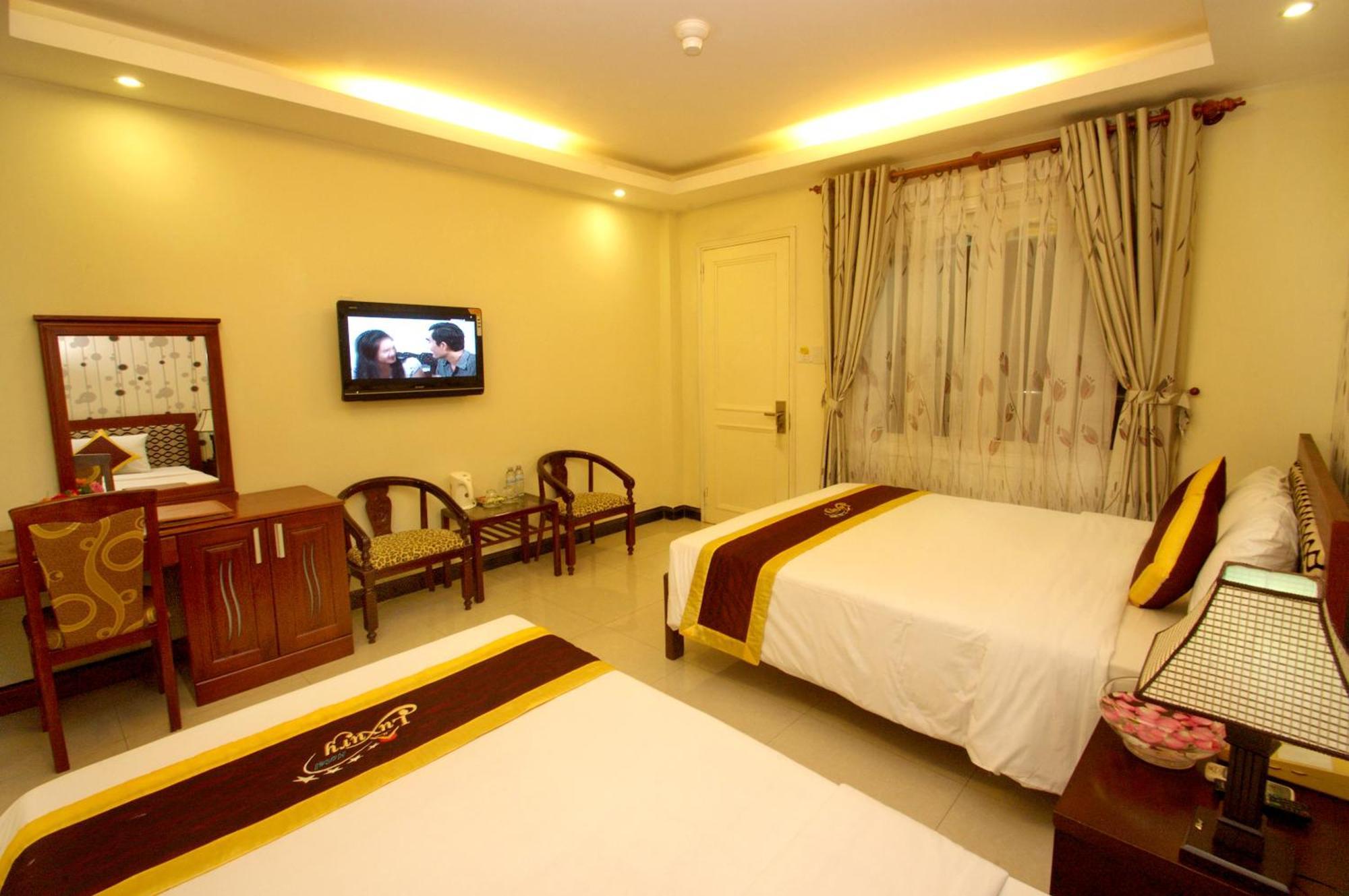 Luxury Hotel 3*