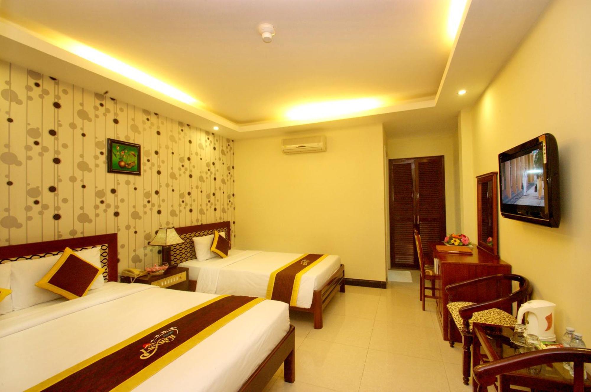 Luxury Hotel
