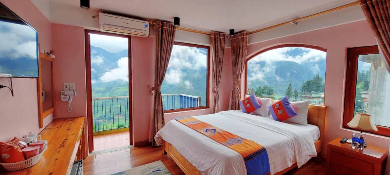 Scenery Hotel