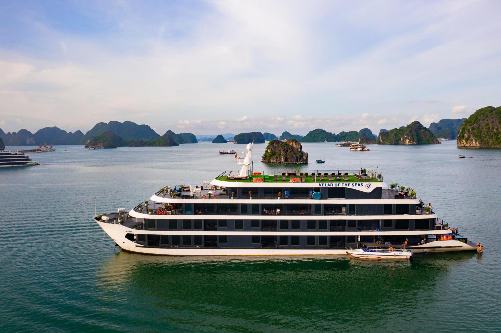 Botel Velar Of The Sea