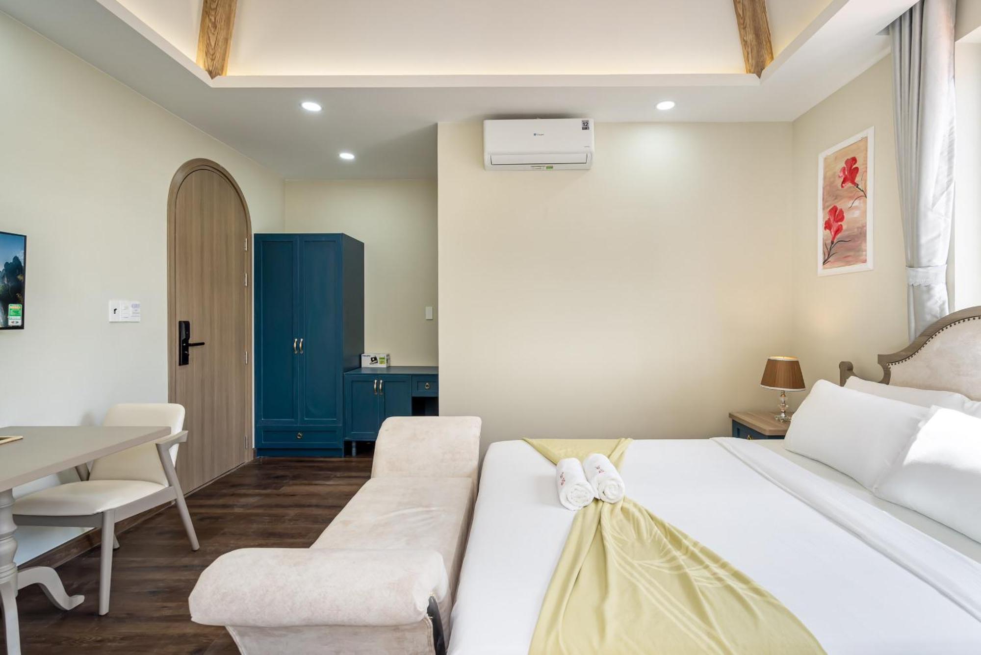 Khách sạn Jan Saigon Oasis *