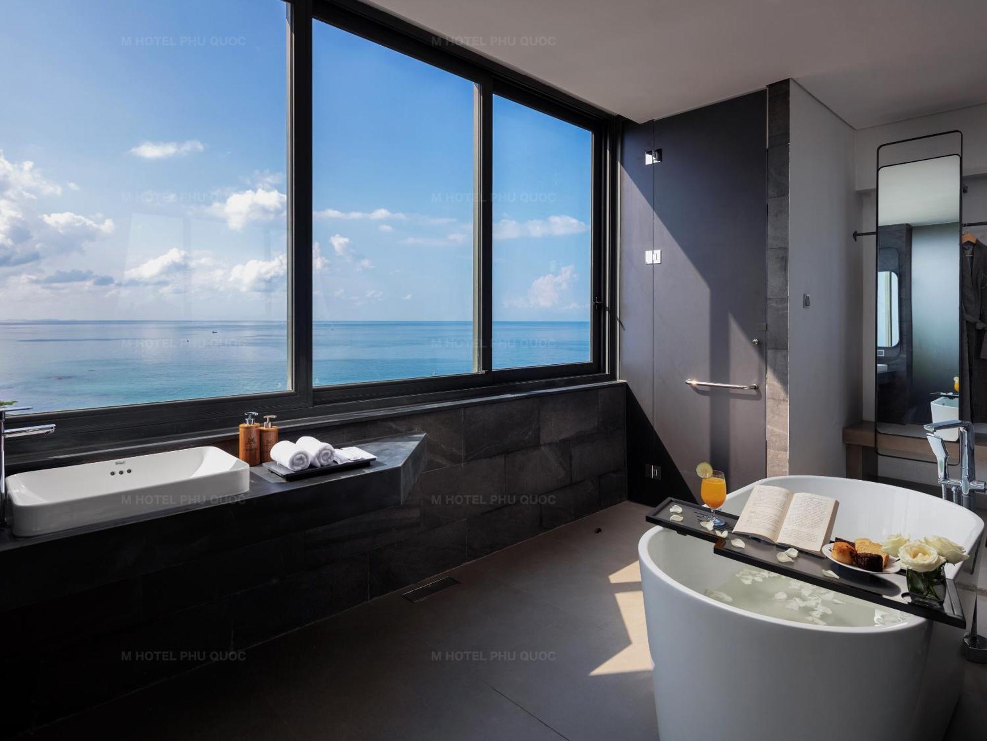 Hotel M