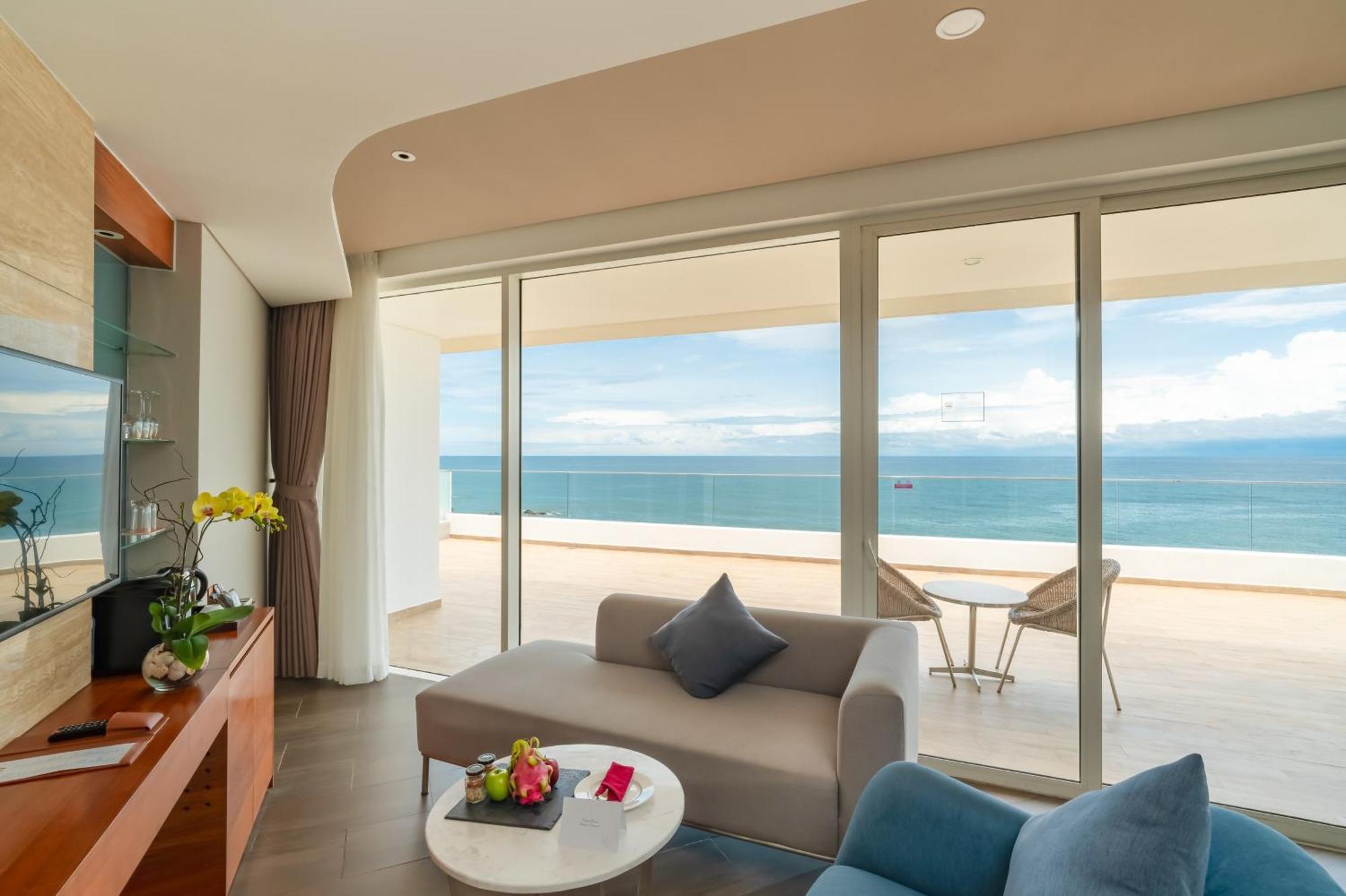Seashells & Hotel 5*