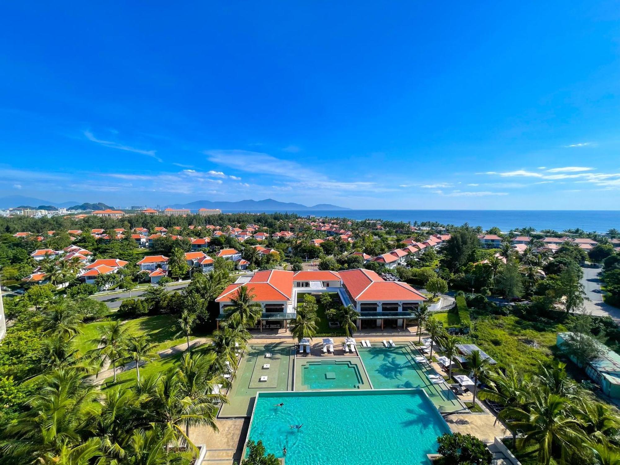 Blue Sky & 5* Da Nang